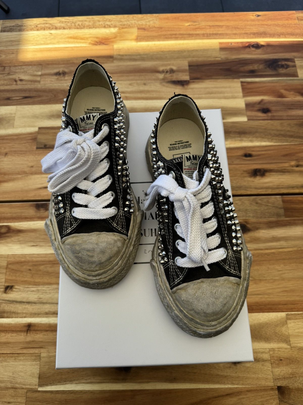 Maison MIHARA YASUHIRO Maison MiharaYasuhiro Studded Peterson Sneakers Size US 8 / EU 41 - 3 Thumbnail