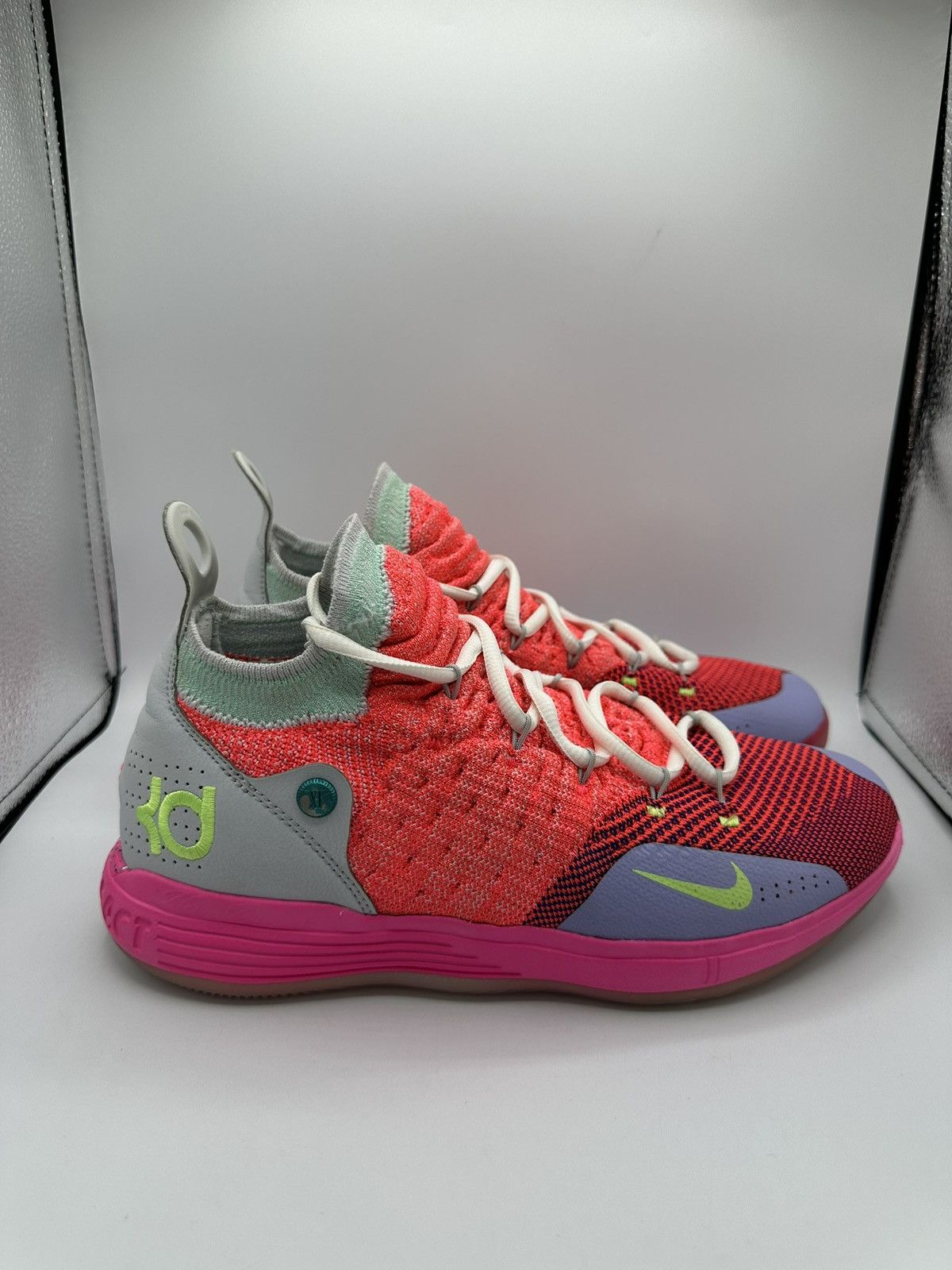 Nike Nike KD 11 Zoom GS “EYBL” size 7y used Size US 7 / EU 40 - 3 Thumbnail