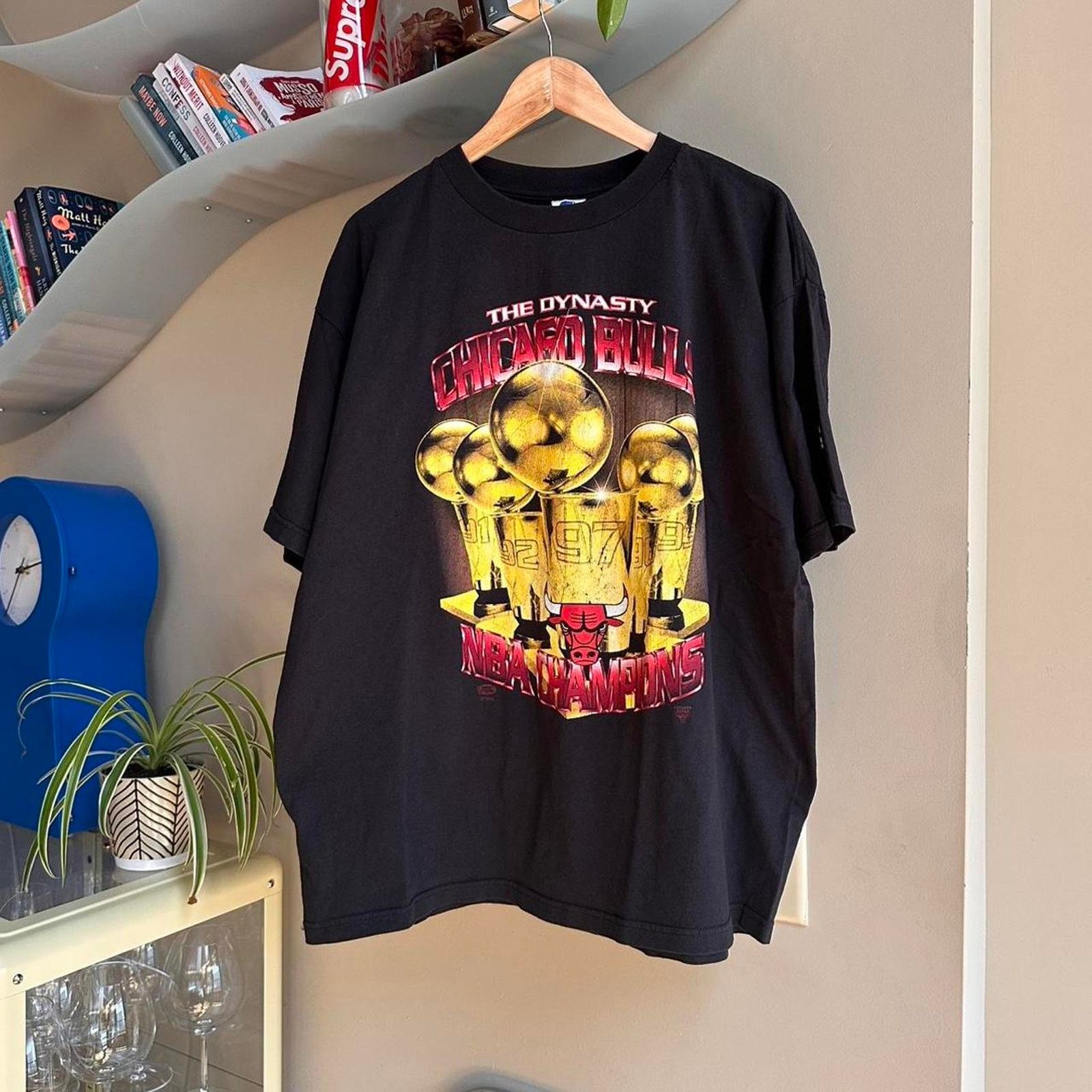 Vintage 1997 Chicago Bulls Shirt