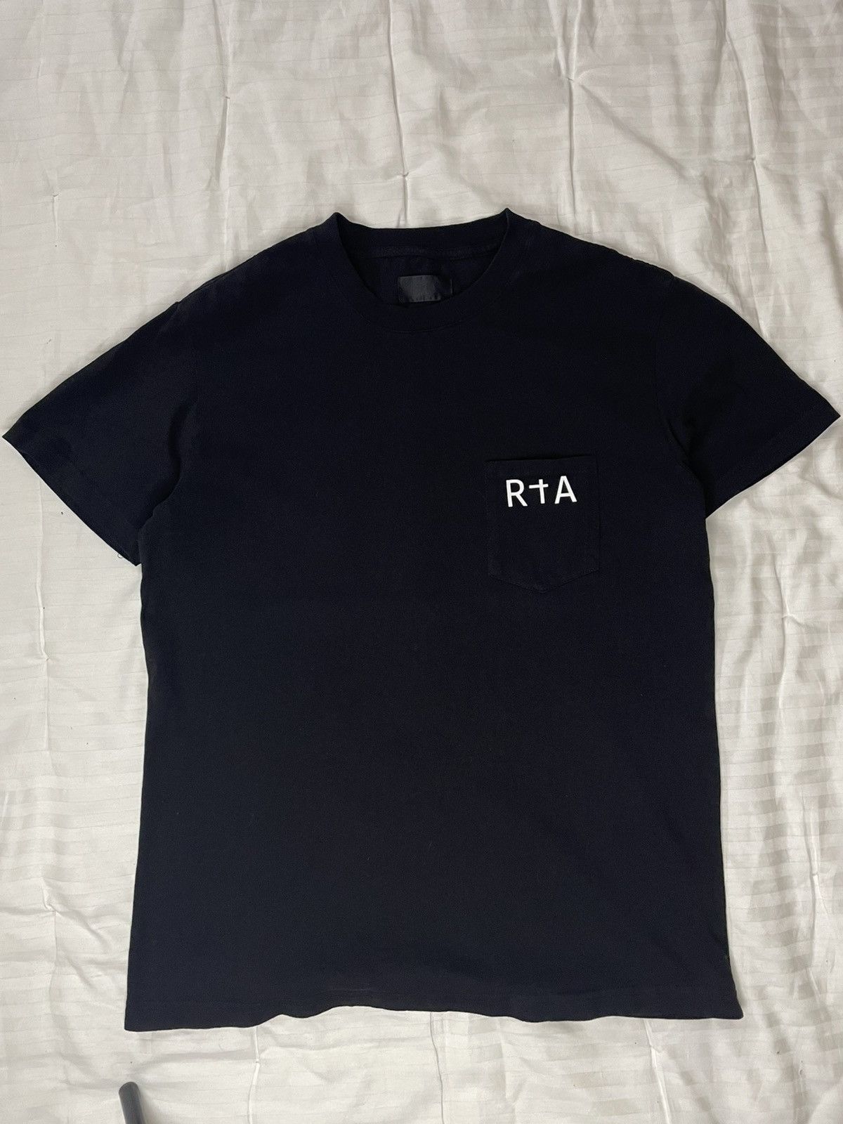 Rare RTA La Haine 1 Septembre 1995 Pocket Tee