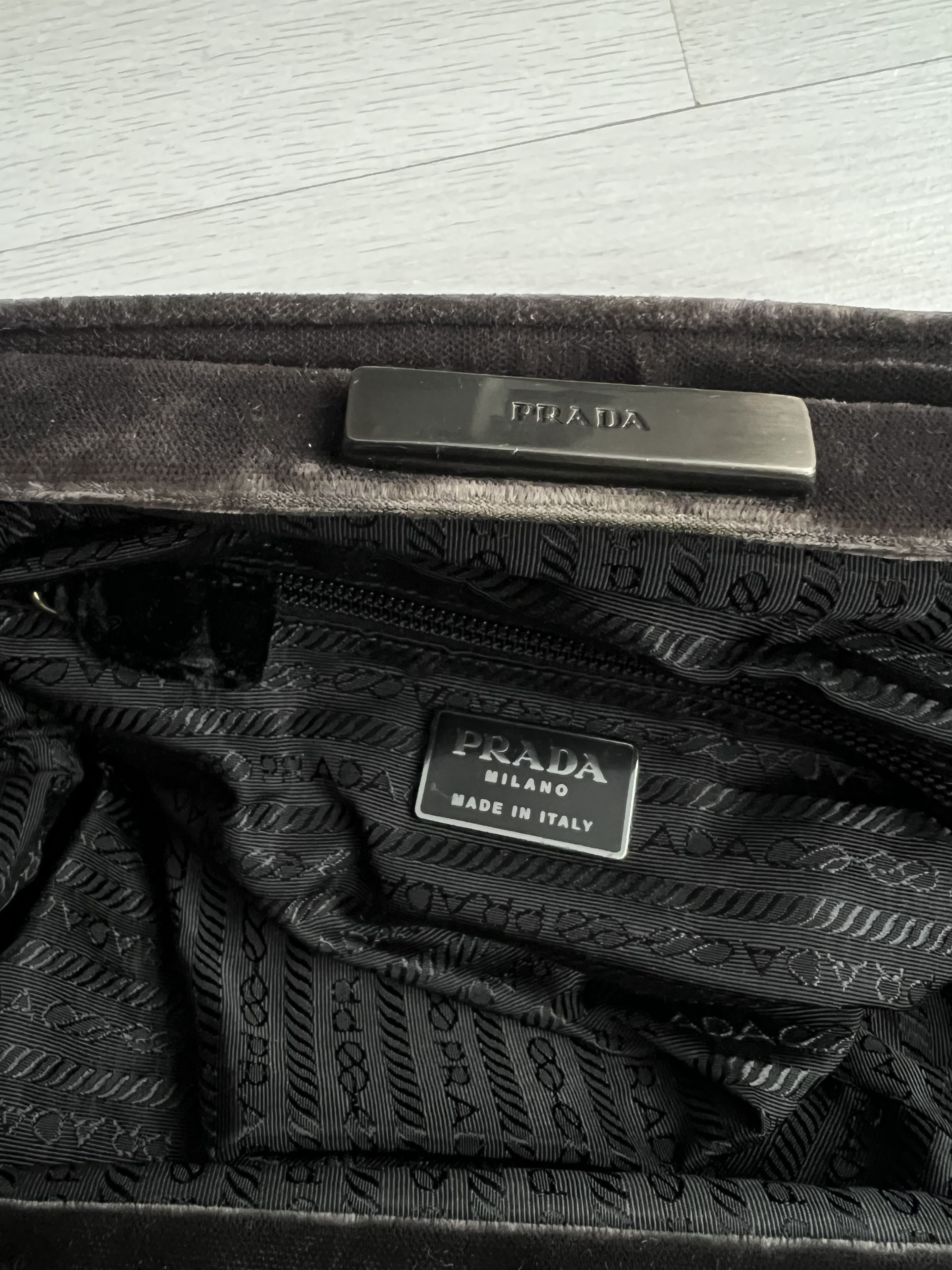 Prada Prada HandBag Velvet Size ONE SIZE - 6 Thumbnail