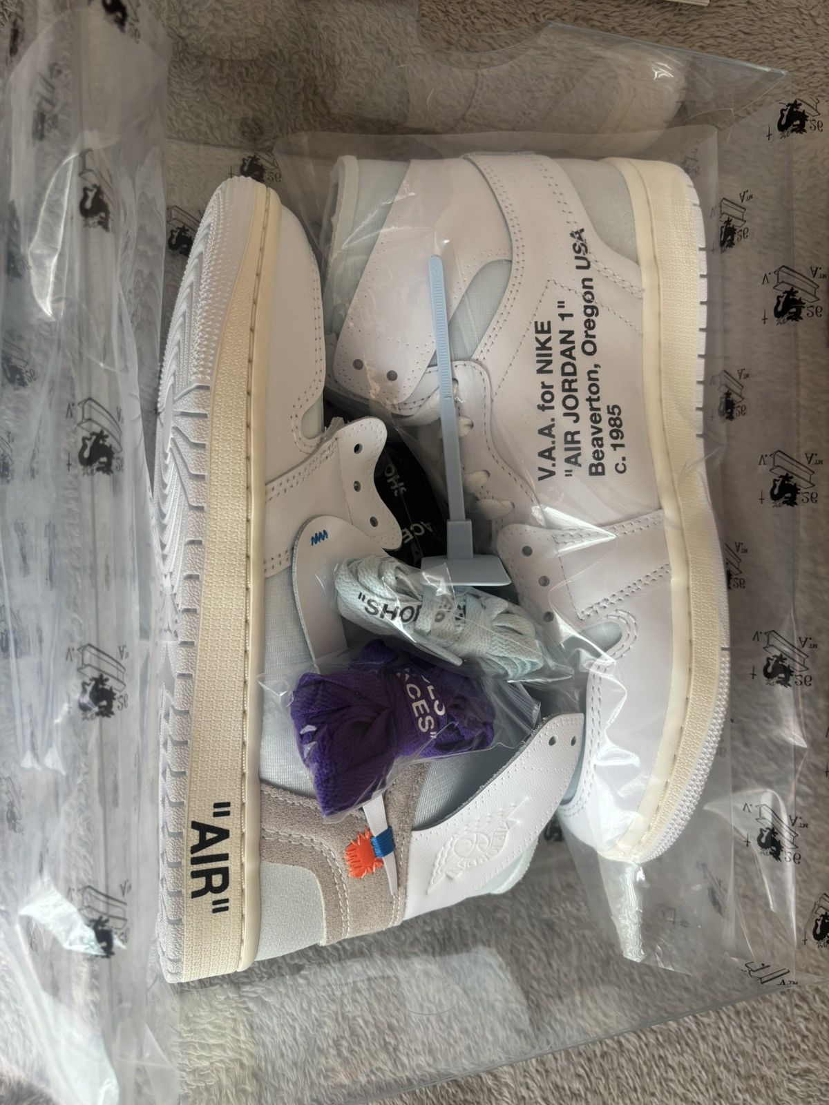 Jordan Brand × Off-White Jordan 1 High OG V.A.A Alaska Archive Size US 14 / EU 47 - 1 Thumbnail