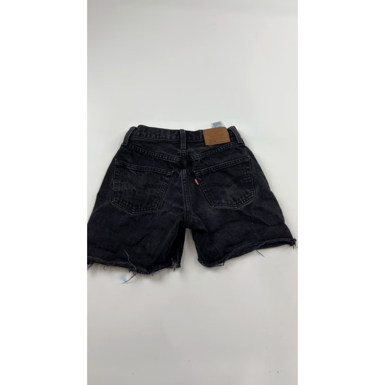 Levi's VINTAGE Levi's 501 Shorts Womens 30 Black Denim High Rise Cutoff Distressed Button Fly Size 30" / US 8 / IT 44 - 5 Thumbnail