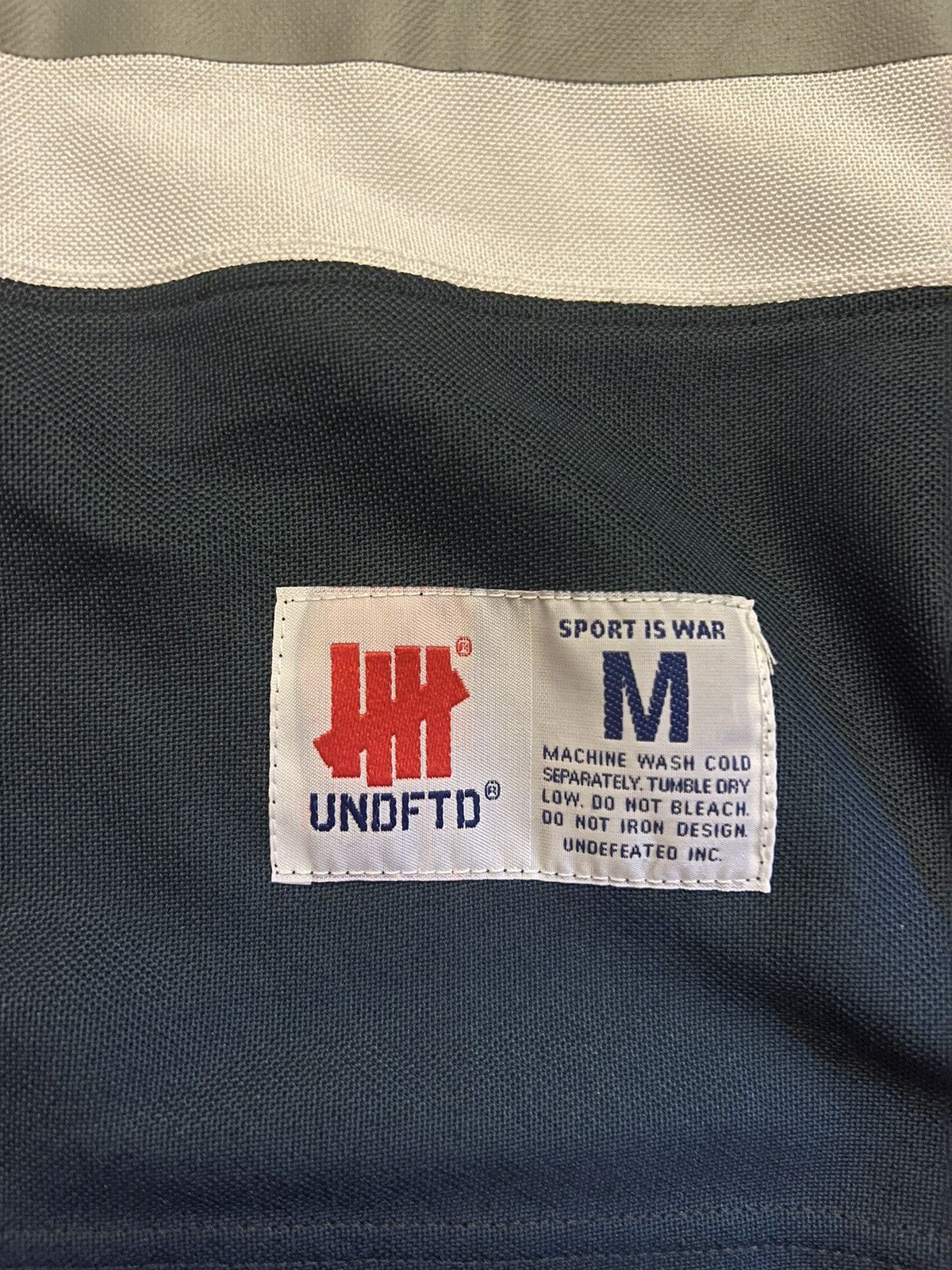 Undefeated Undefeated Hockey Jersey Size US M / EU 48-50 / 2 - 3 Thumbnail