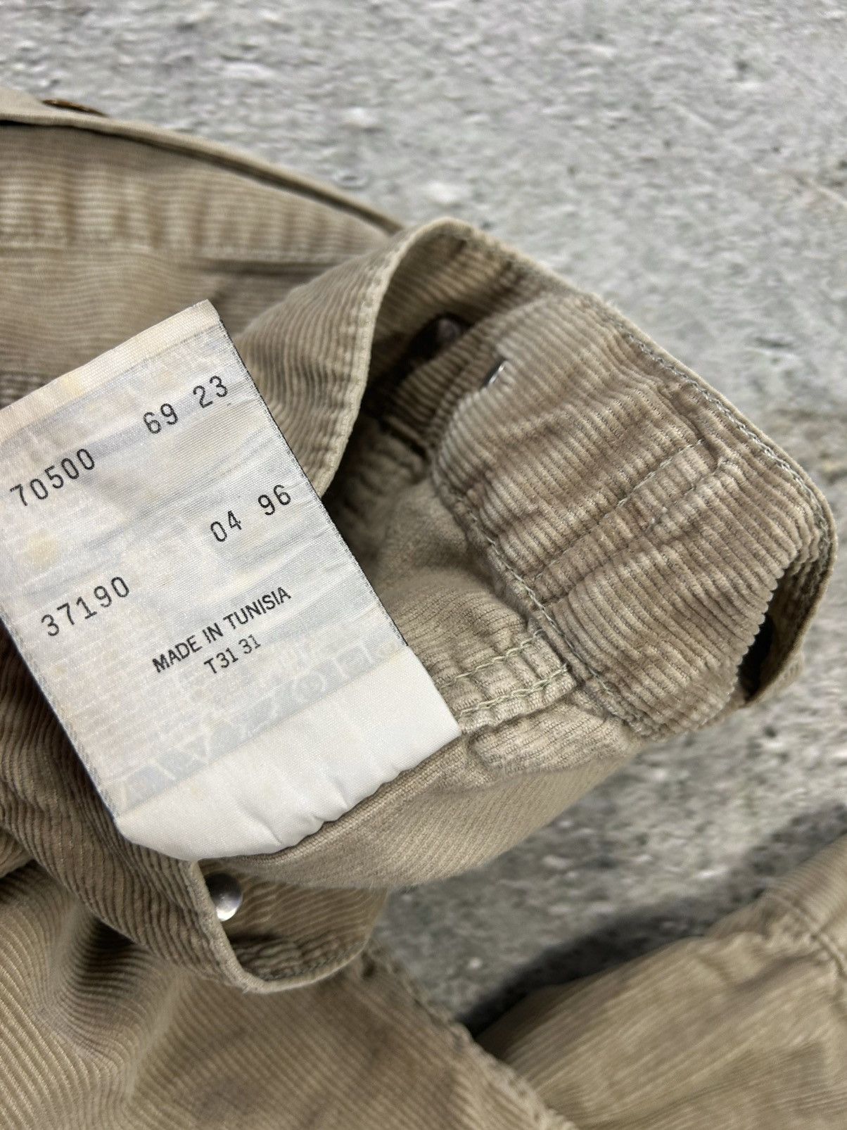 Levi's × Vintage Levi’s corduroy jacket vintage beige silver tab 70500 Size S / US 4 / IT 40 - 6 Thumbnail