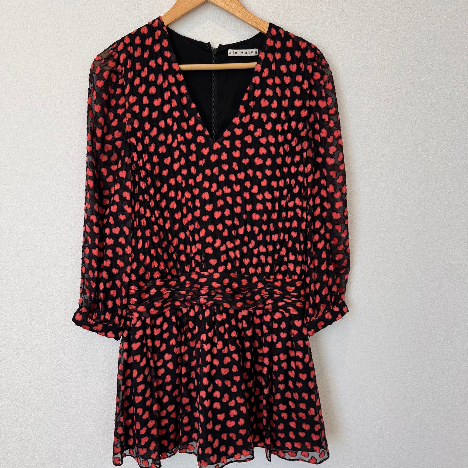 Alice + Olivia ALICE + OLIVIA Tessie Hearts Drop Waist Sheer Mini Dress Size S / US 4 / IT 40 - 11 Thumbnail