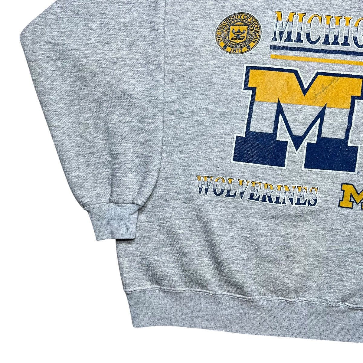 NCAA Vintage 1990s NCAA Michigan Wolverines Spell Out Sweatshirt Size US L / EU 52-54 / 3 - 15 Thumbnail