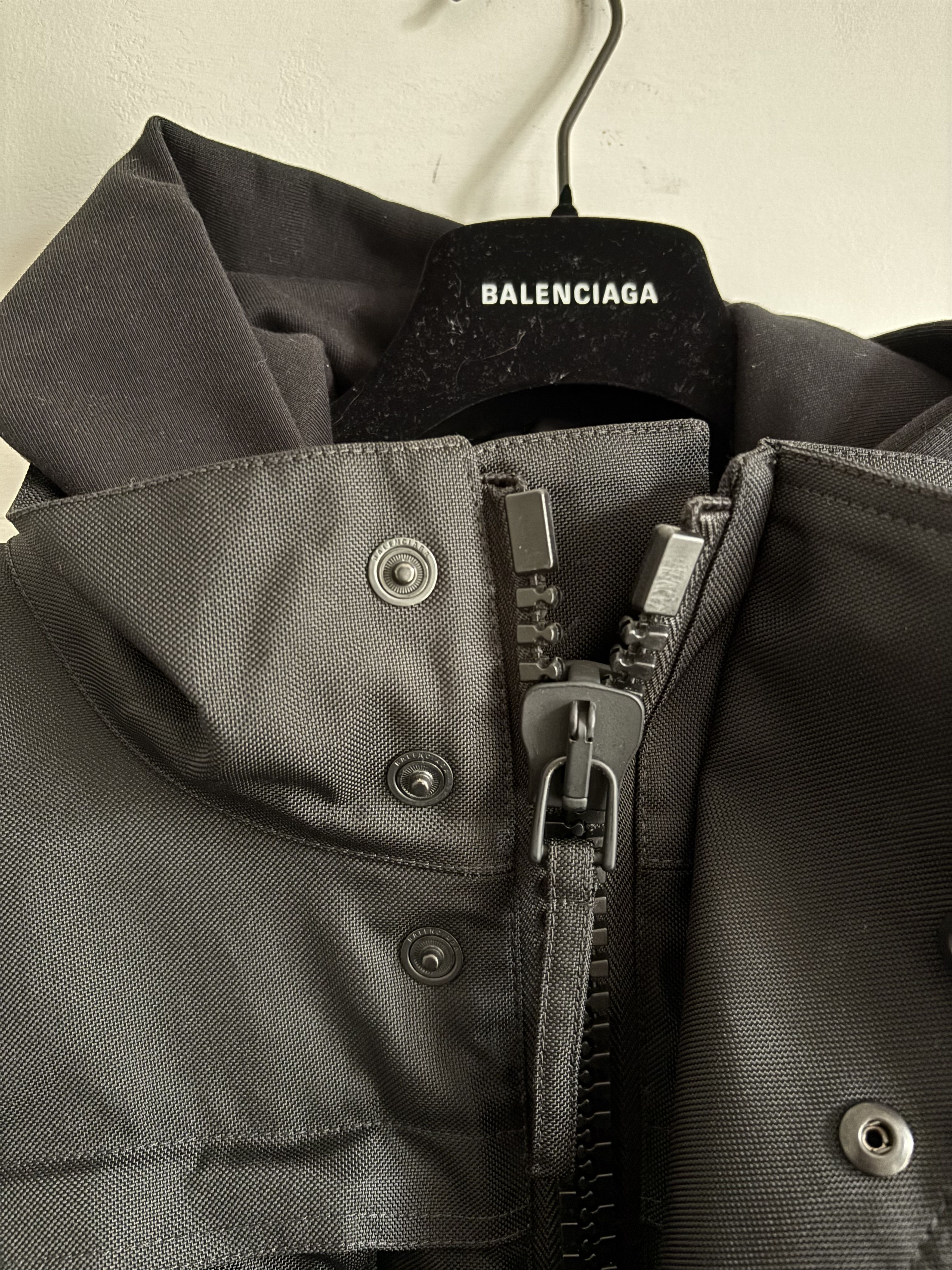 Balenciaga Balenciaga all in security parka Size US L / EU 52-54 / 3 - 6 Thumbnail