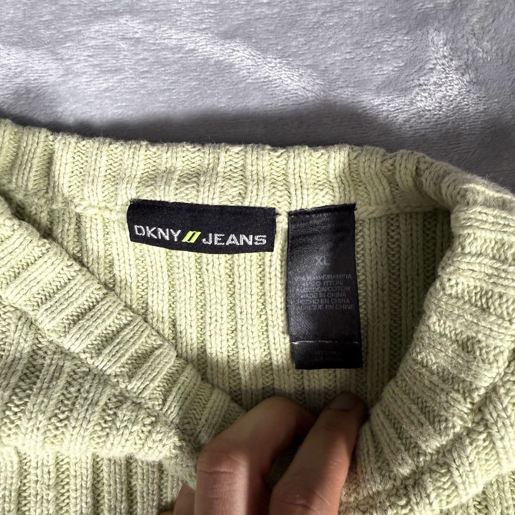 DKNY VINTAGE DKNY Sweater Mens XL Green Embroidered Crew Neck Long Sleeve Pullover Knit Casual Winter Size US XL / EU 56 / 4 - 2 Thumbnail