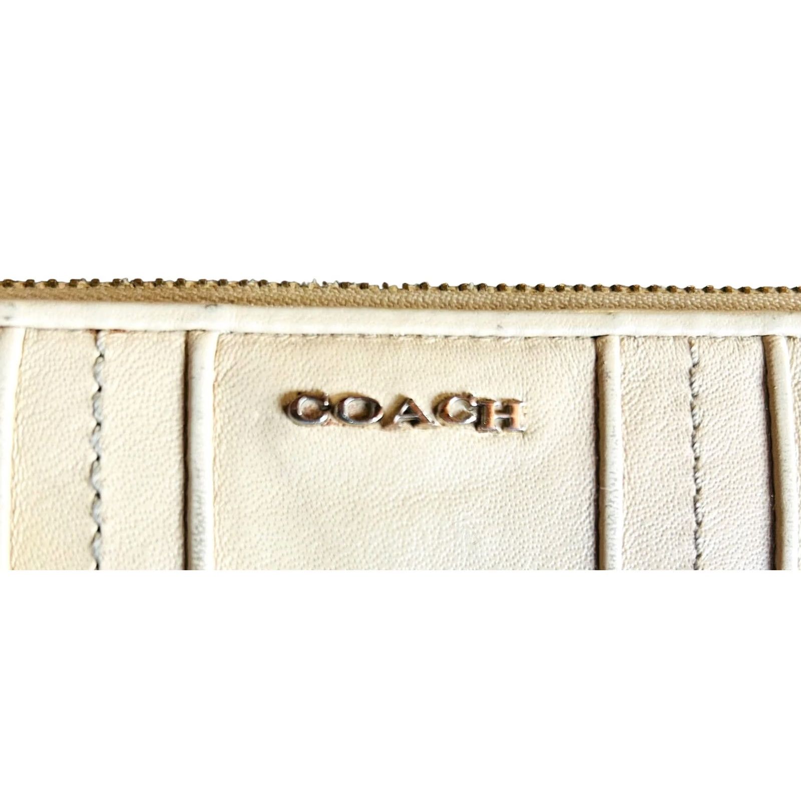 Coach COACH Gathered Beige Leather Long Wallet Quilted Zipper Round Women's Read Des Envelop Wallet Zip-Around Credit Card Size ONE SIZE - 4 Thumbnail