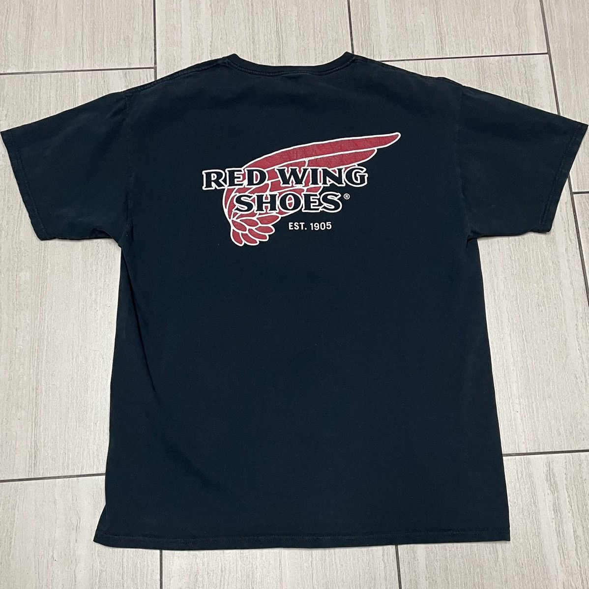 Red Wing Vintage Red Wings Shoes T-shirt Size US L / EU 52-54 / 3 - 1 Thumbnail