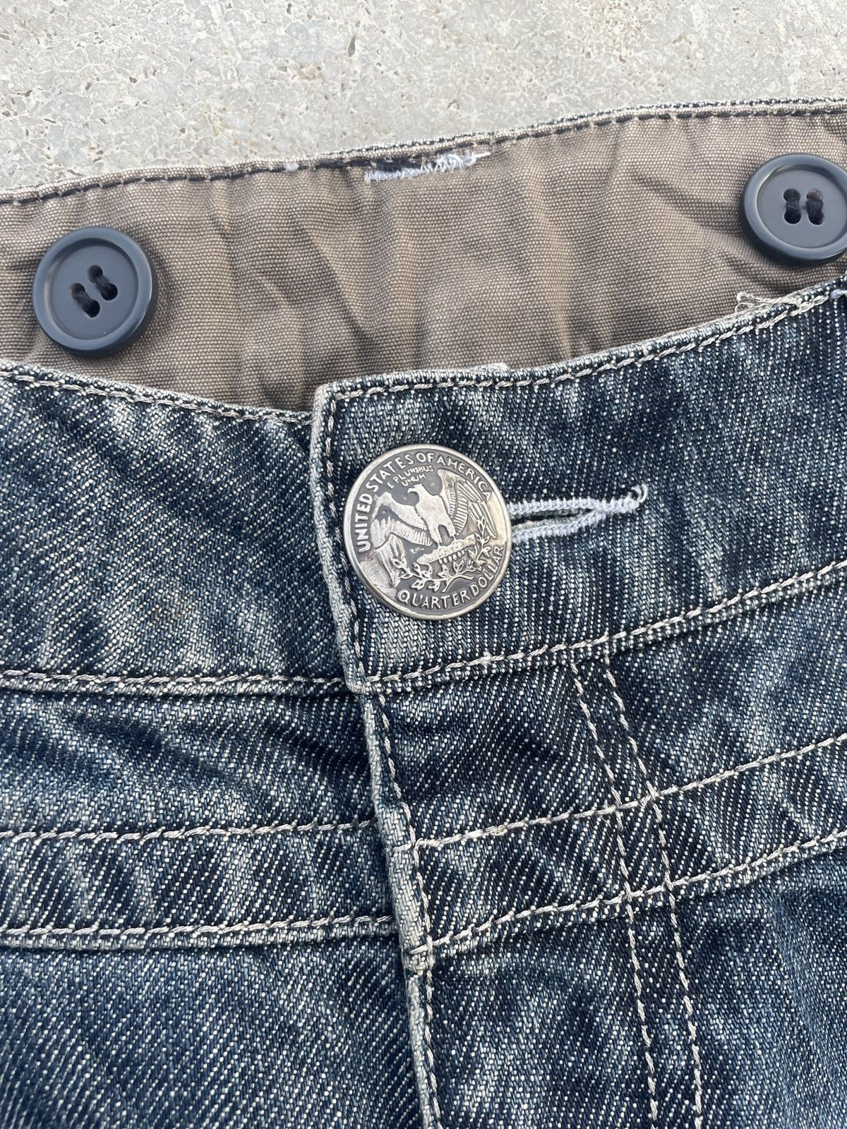 Japanese Brand 2000s japanese brand bootcut jeans Size US 30 / EU 46 - 4 Thumbnail