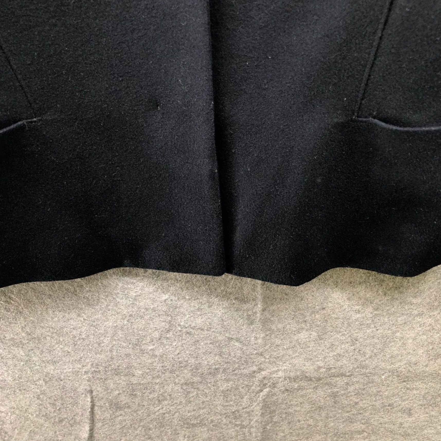 Uniqlo VINTAGE Uniqlo Wool Blazer Jacket Womens S Black Short Coat Minimalist Formal Size 28" / US 6 / IT 42 - 7 Thumbnail