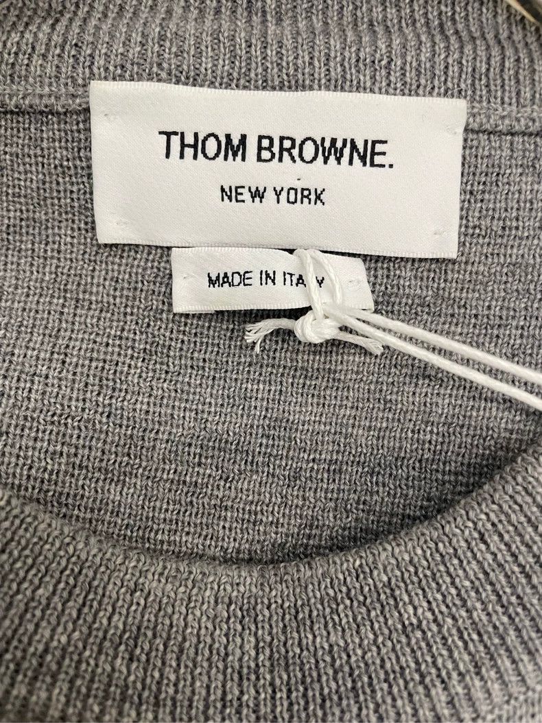 Thom Browne Thom Browne Size 4 Gray embroidered puppy wool round-neck Size S / US 4 / IT 40 - 5 Thumbnail