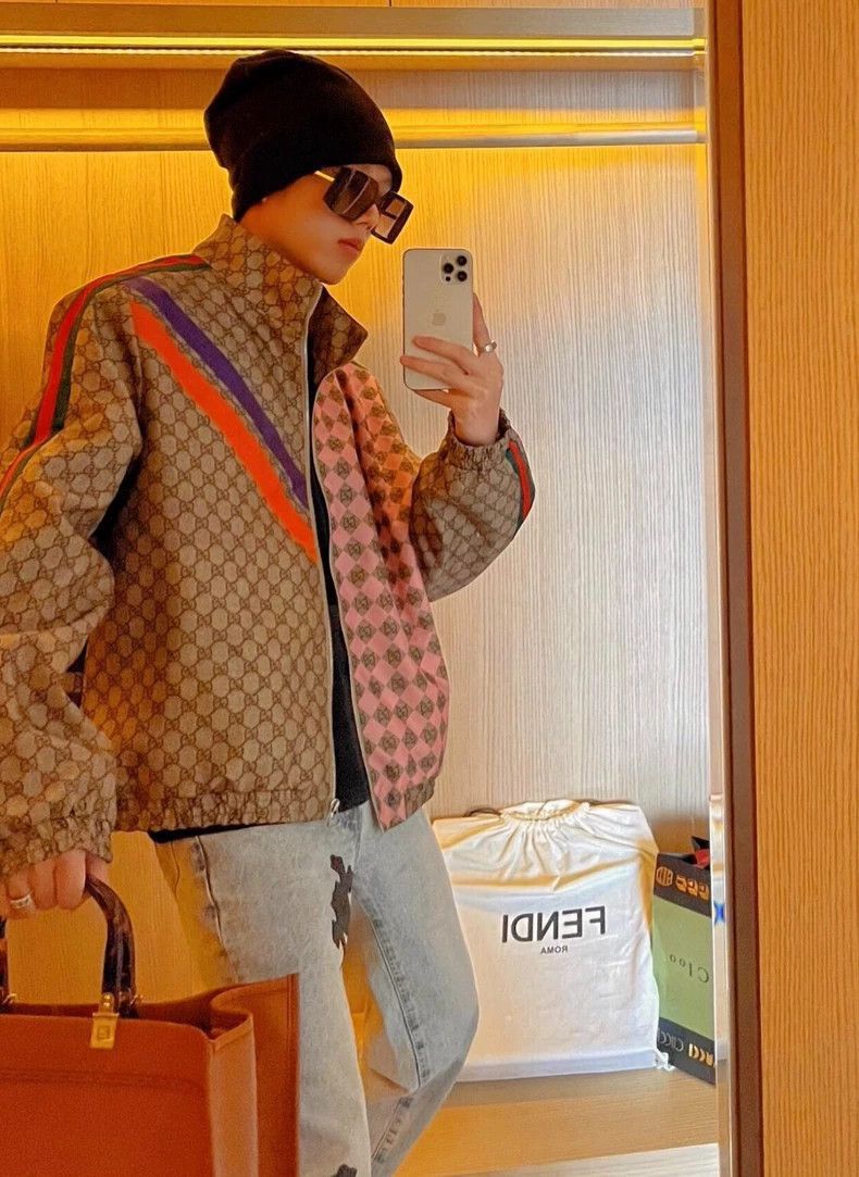Gucci Gucci Classic Logo Patchwork Jacket-2506 Size US L / EU 52-54 / 3 - 7 Thumbnail