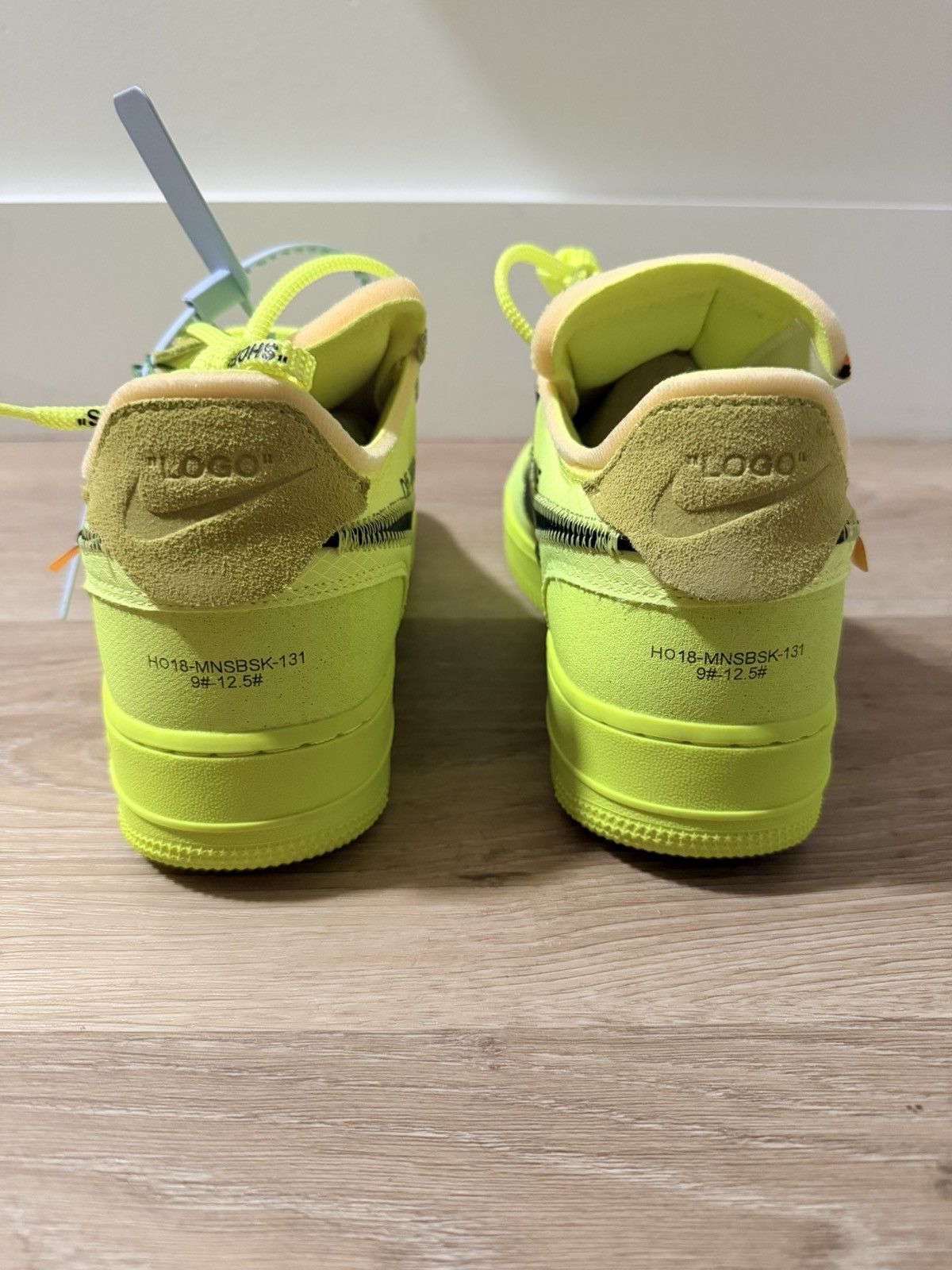 Nike × Off-White **NEW**Air Force 1 Low Off-White Volt Size 9 Size US 9 / EU 42 - 4 Thumbnail
