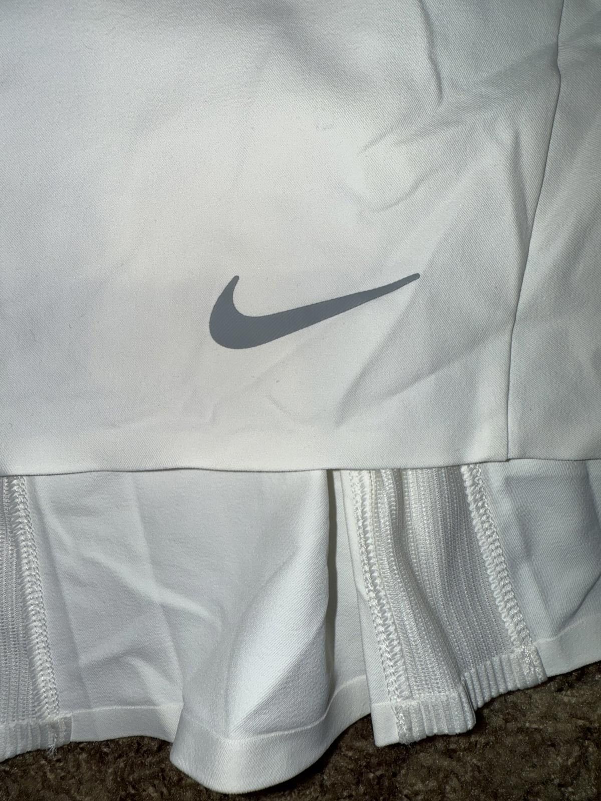 Nike Nike Flex Woven Dri Fit 14" Womens Golf Skorts Shorts Size 40" / US 18 - 7 Thumbnail