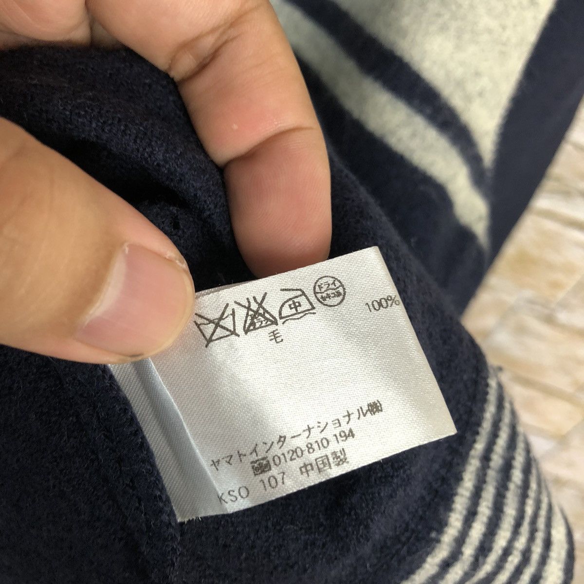 Japanese Brand Crocodille vintage Dark Blue Sweatshirt #A798 Size US L / EU 52-54 / 3 - 12 Thumbnail