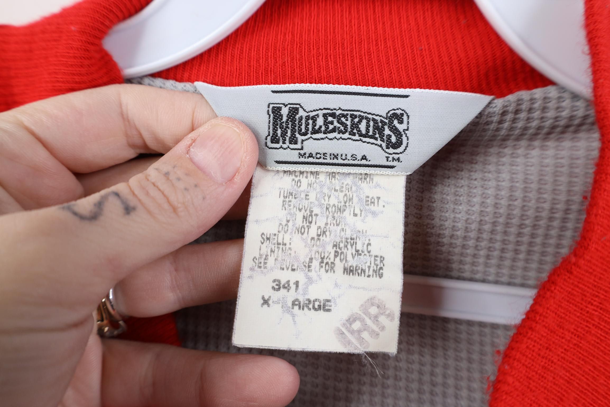 Vintage Vintage 90s Streetwear Waffle Knit Sweatshirt Jacket Red USA Size US XL / EU 56 / 4 - 6 Thumbnail