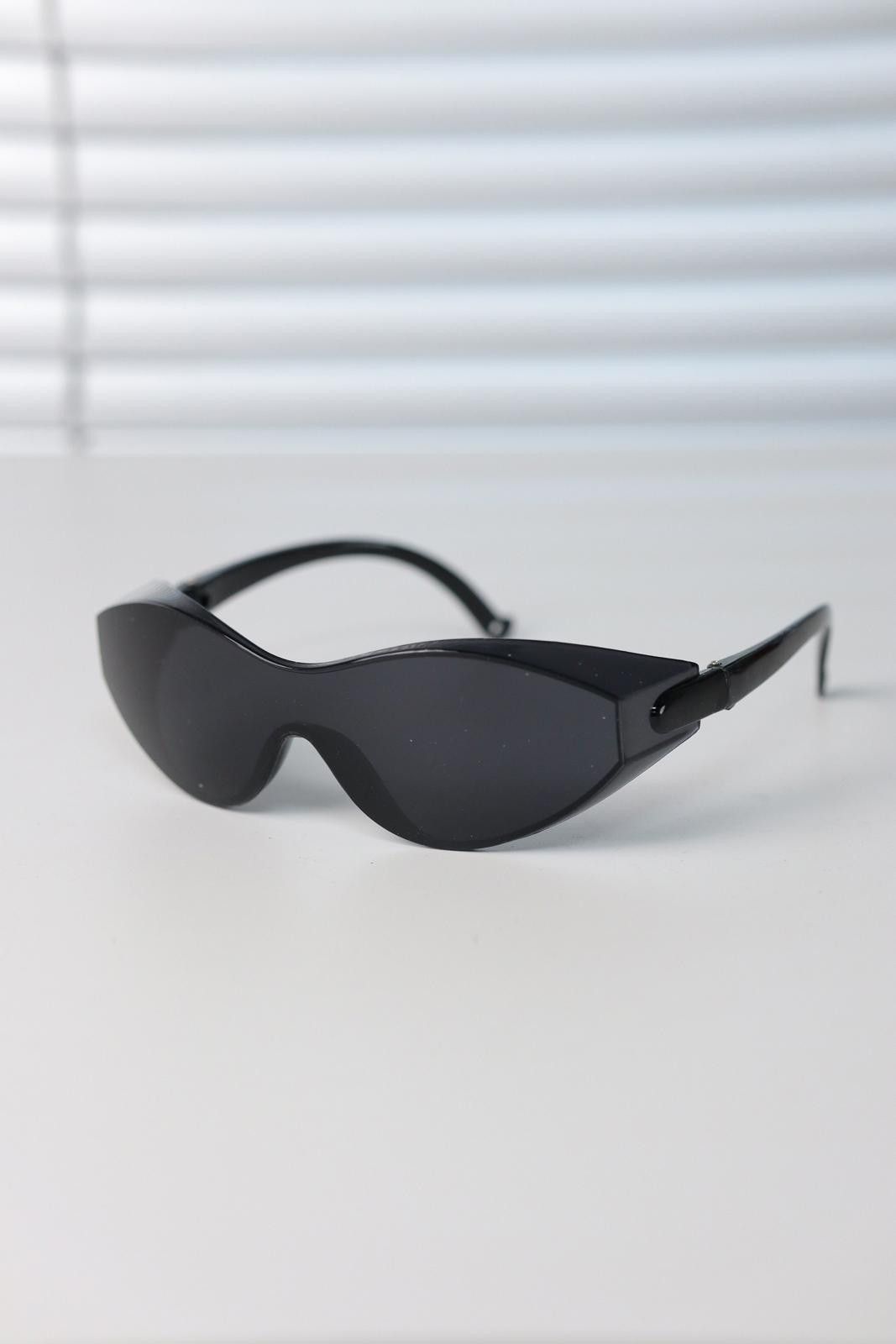 Japanese Brand Y2k Large Wide Safety Glasses Sunglasses Black Unisex OS Size ONE SIZE - 1 Thumbnail