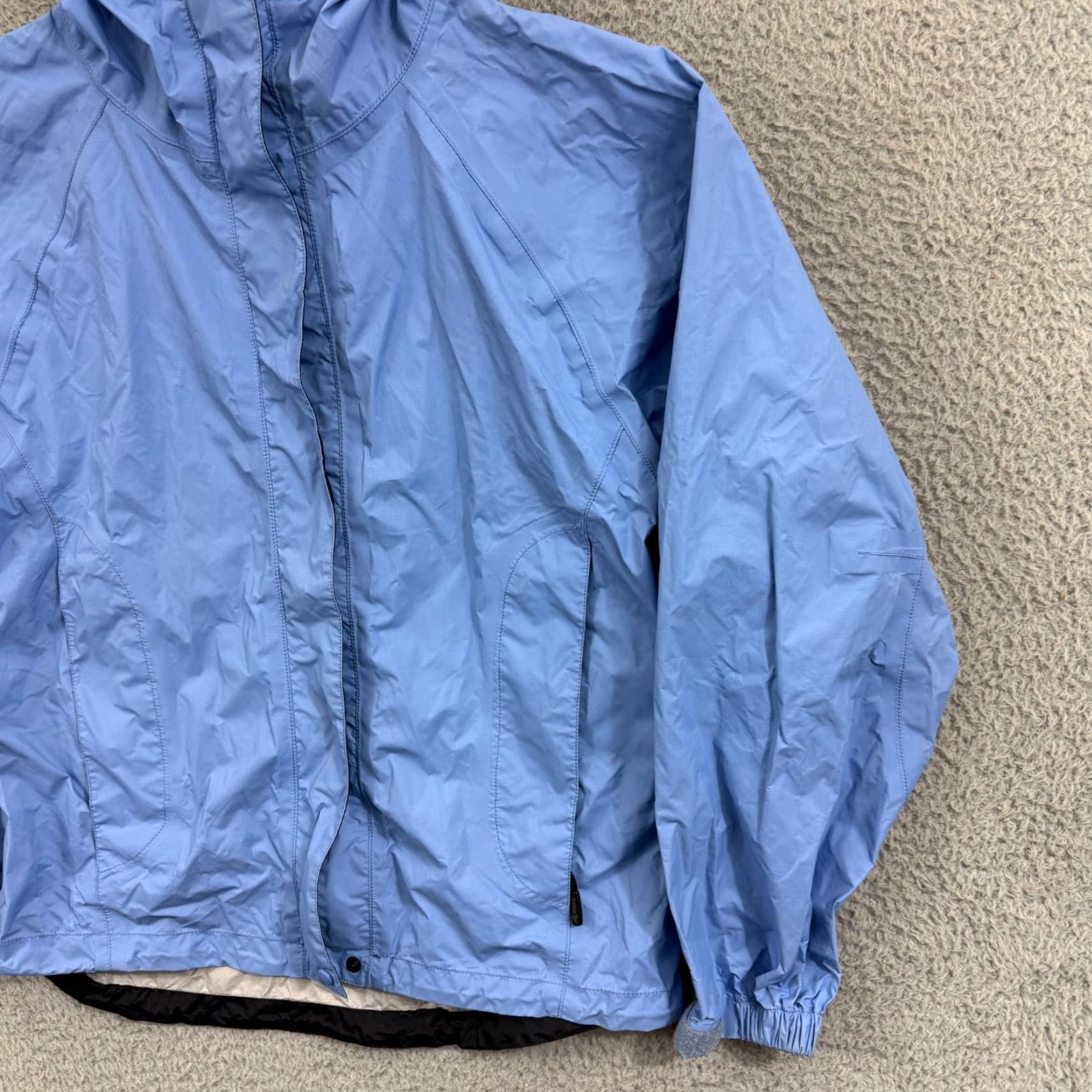 Eastern Mountain Sports Eastern Mountain Sports Rain Jacket Womens Small Blue Hooded Full Zip Windbreaker Jacket Womens Small Blue EMS Rain Jacket Hooded Full Zip ANSI Size S / US 4 / IT 40 - 5 Thumbnail