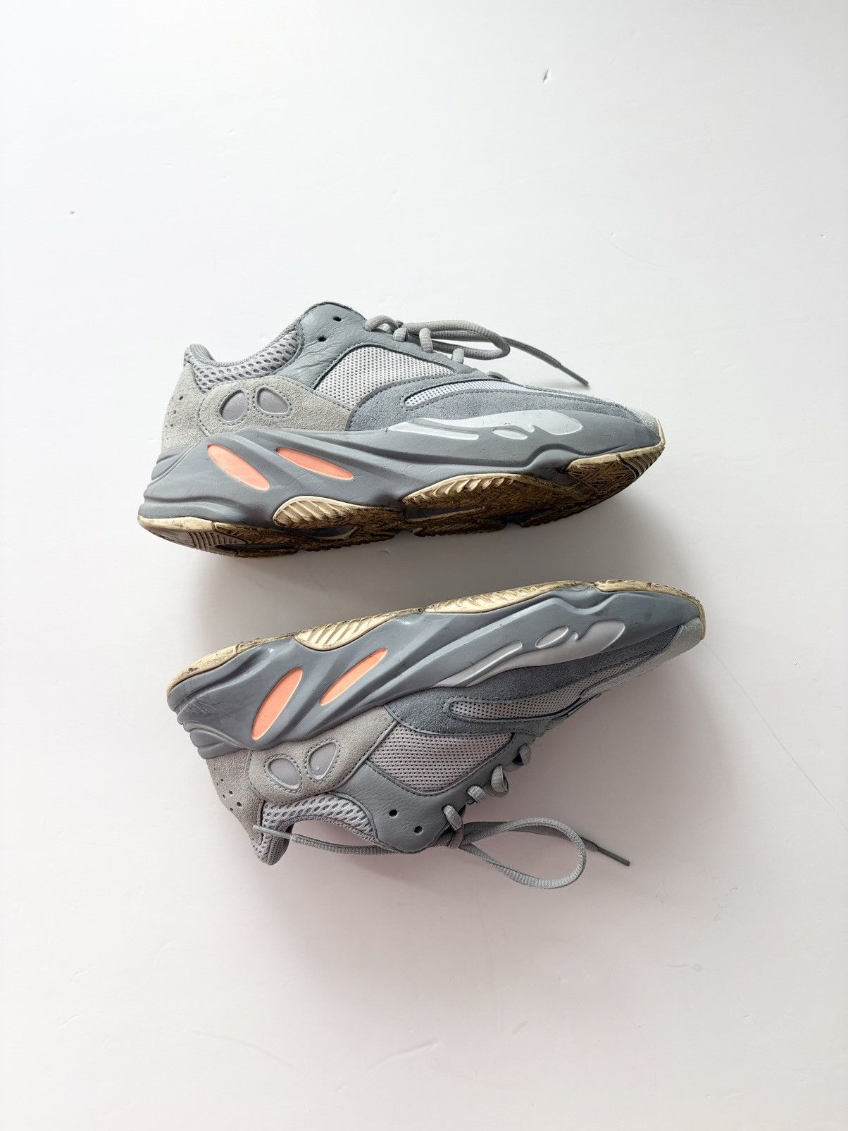 Yeezy Yeezy Boost 700 inertia Size US 7.5 / EU 40-41 - 1 Thumbnail