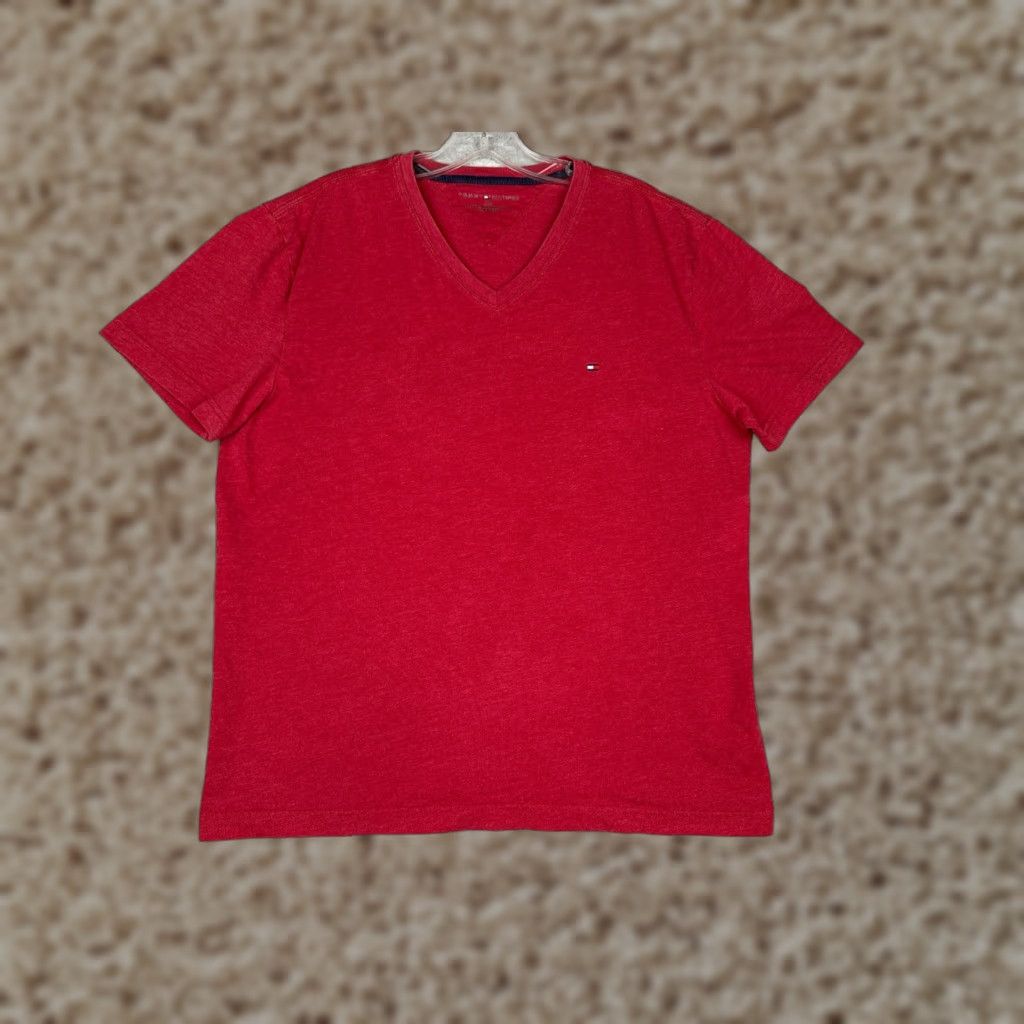 Tommy Hilfiger Tommy Hilfiger Shirt Adult Large Red Short Sleeve V-Neck 100% Cotton Embroidered Logo Men's T‑Shirt Size US L / EU 52-54 / 3 - 1 Thumbnail