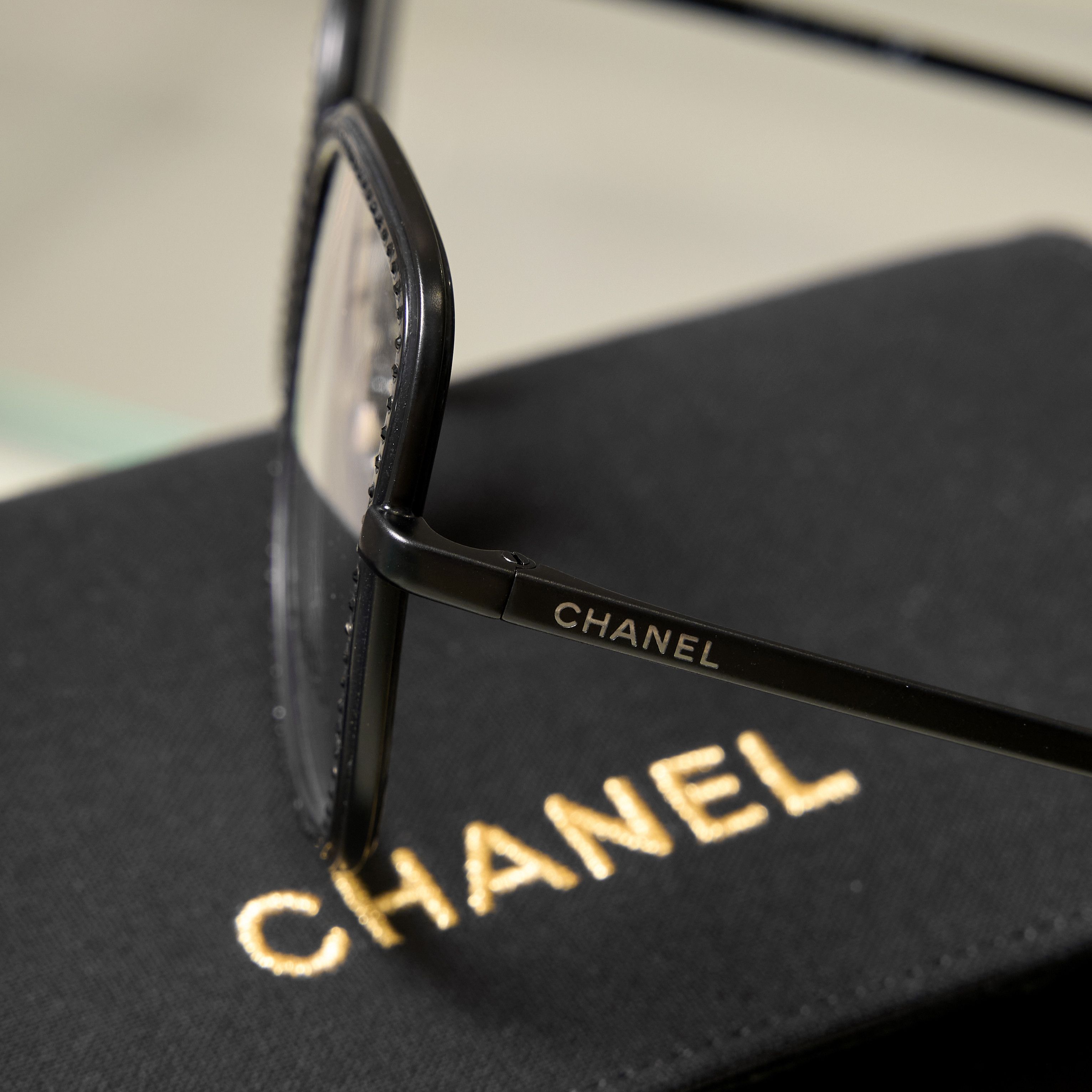 Chanel CHANEL 0CH2208B C101 Sunglasses Size ONE SIZE - 2 Thumbnail