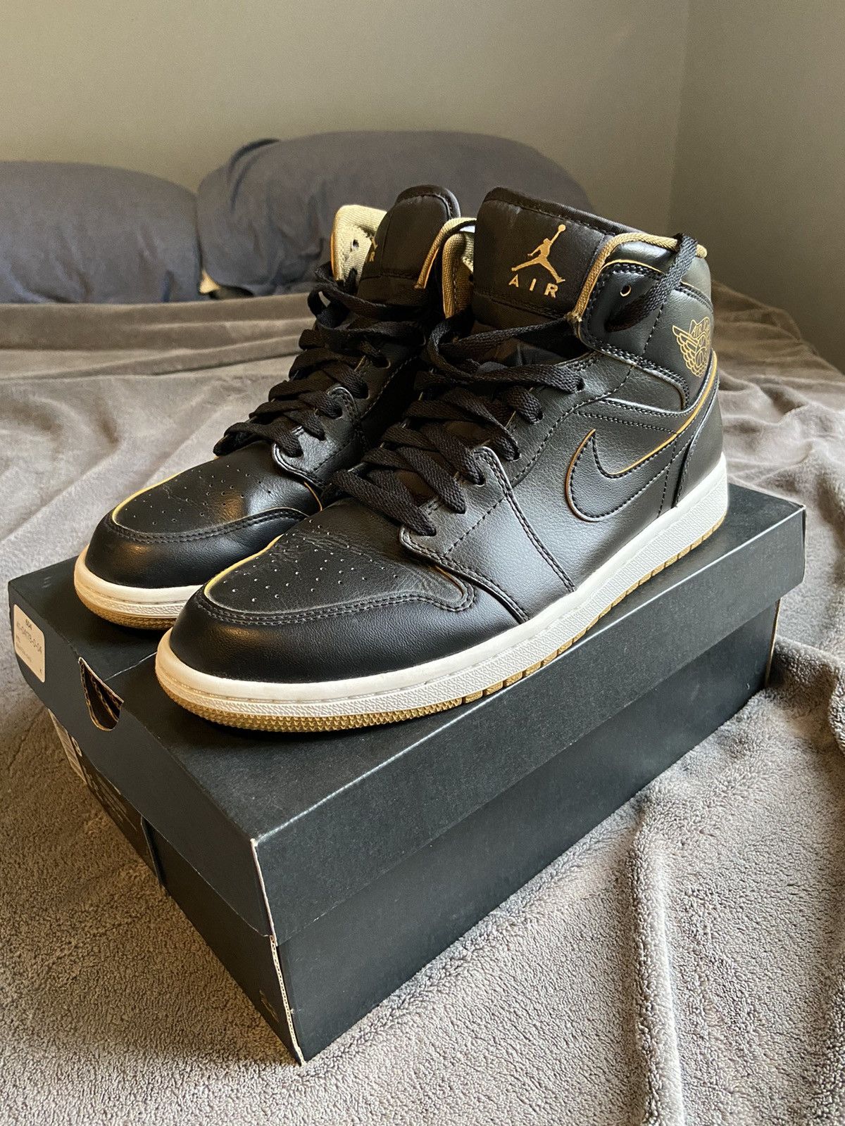 jordan brand air jordan 1 mid