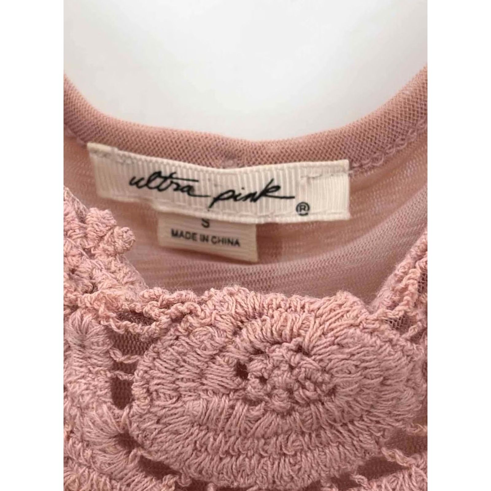 MINKPINK Ultra Pink Blouse Small Pink Long Sleeve Pre-Owned Size S / US 4 / IT 40 - 3 Thumbnail