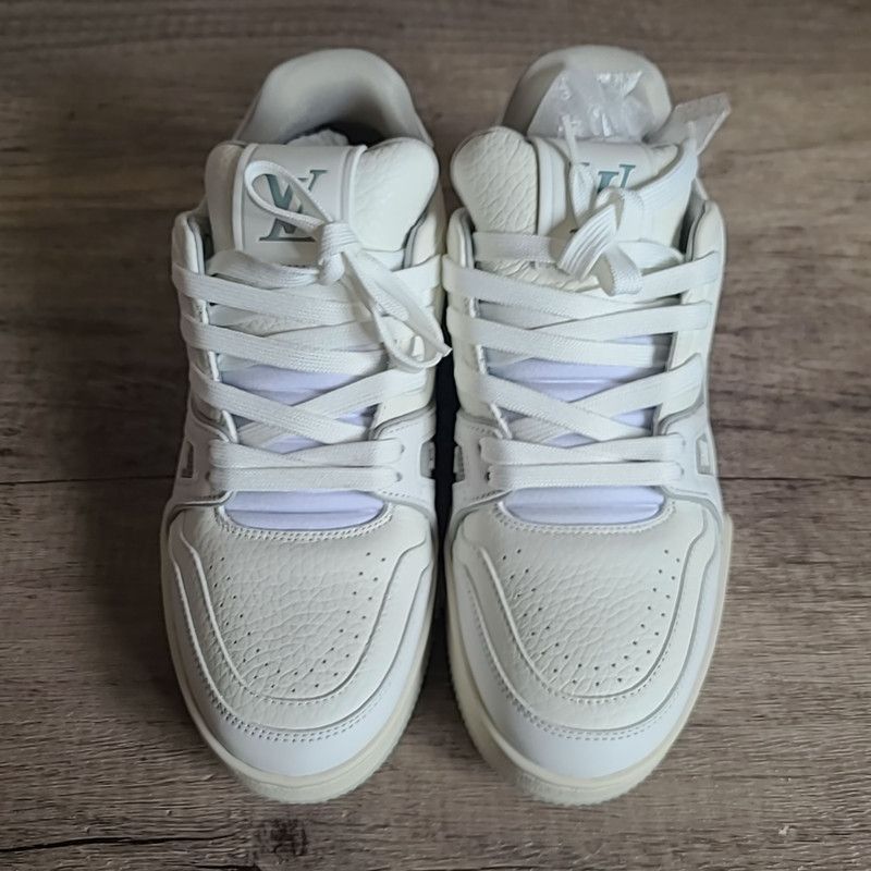 Louis Vuitton Louis Vuitton Trainer Leather Fashion Sneakers for Women Size US 6 / IT 36 - 2 Thumbnail