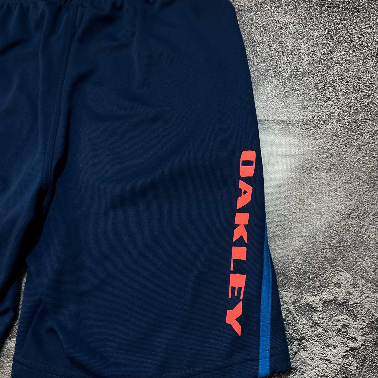 Oakley × Vintage Vintage Rare Shorts Oakley Y2K style Japan Size US 33 - 3 Thumbnail