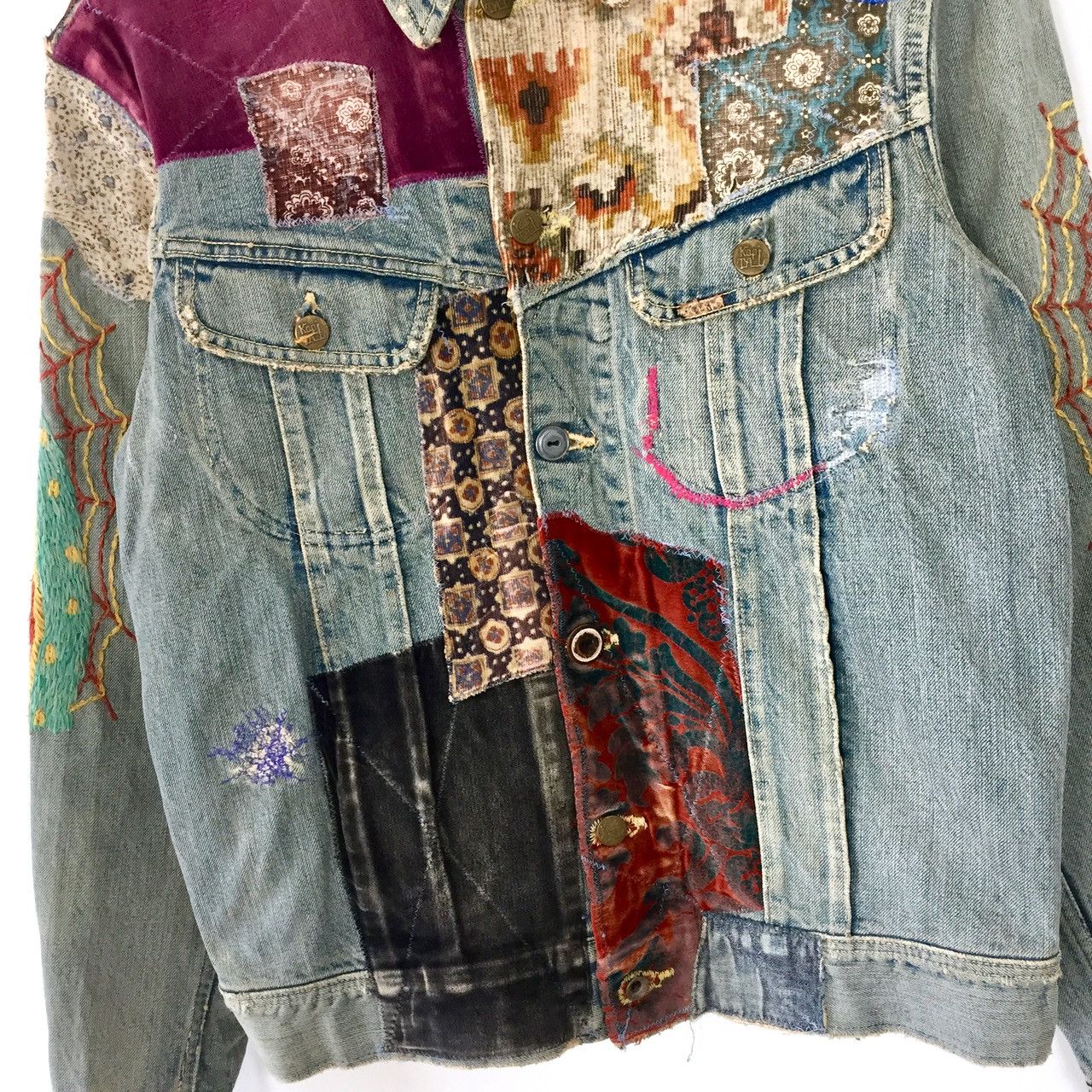 Kapital KAPITAL 15SS VIRGIN MARY PATCHWORK DENIM JACKET Size US M / EU 48-50 / 2 - 7 Thumbnail