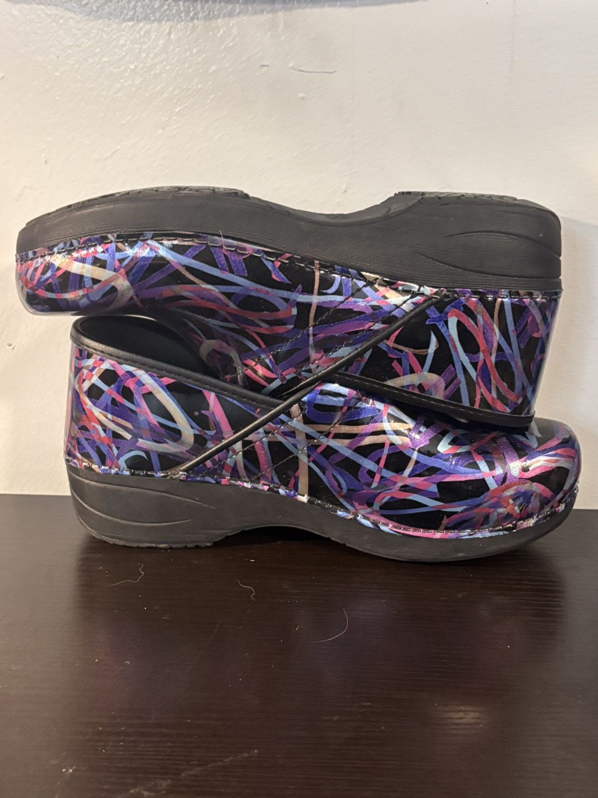 Dansko Dansko Women's XP 2.0 Ribbon Patent Clog Professional Sz 40 Size US 10 / IT 40 - 2 Thumbnail