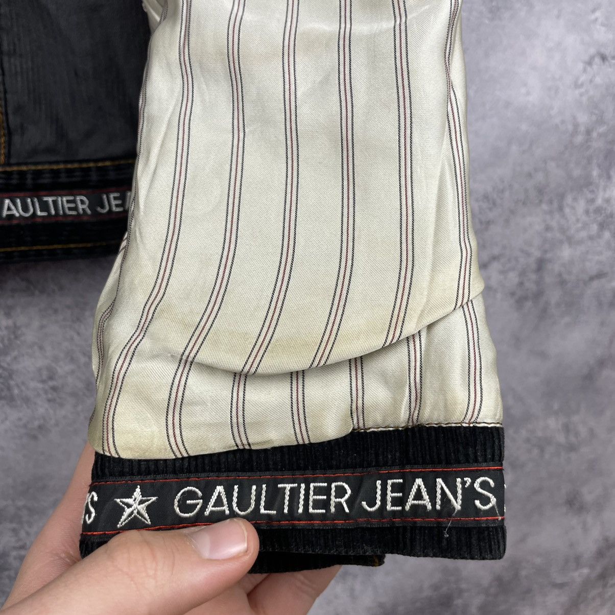 Jean Paul Gaultier Vintage Jean Paul Gaultier JPG Velvet Reversible Jacket Size S / US 4 / IT 40 - 13 Thumbnail