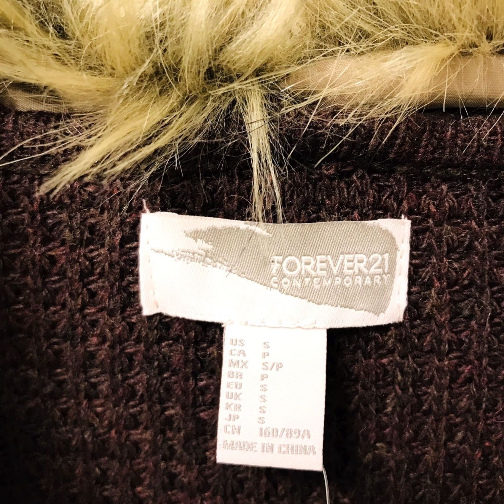 Forever 21 Forever 21 Women Knit Faux Fur Trim Detachable Collar Open Sweater Cardigan S Brown Wool Polyester Knit Fur Trim Womens Cardigan Size S / US 4 / IT 40 - 3 Thumbnail