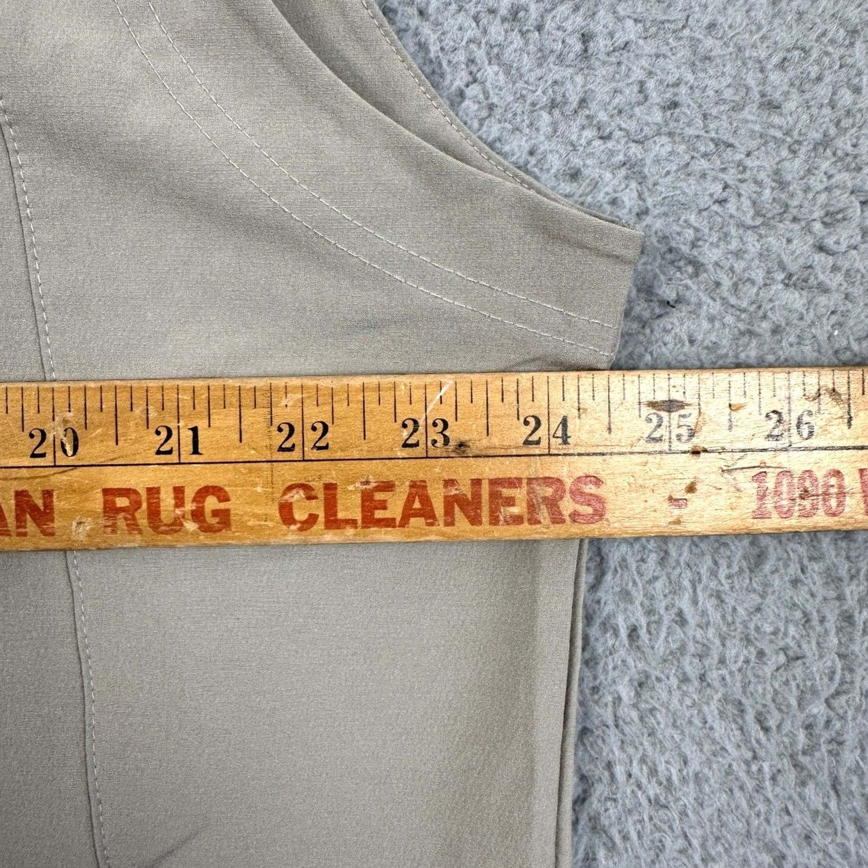 Vintage Bolle Golf Vest Storm Mens Large Gray Sleeveless Full Zip Stretch Performance Vest Mens Large Gray Storm Zip Size US L / EU 52-54 / 3 - 5 Thumbnail