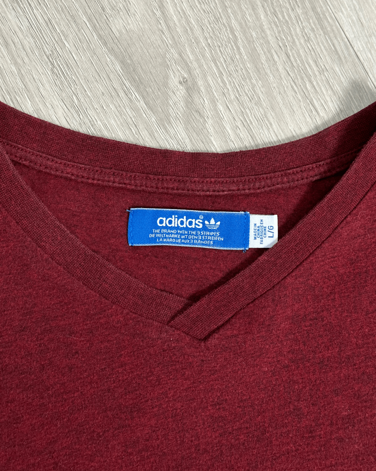 Adidas × Vintage Adidas Originals Single Stitch V-Neck T-Shirt - Size Large Size US L / EU 52-54 / 3 - 9 Thumbnail