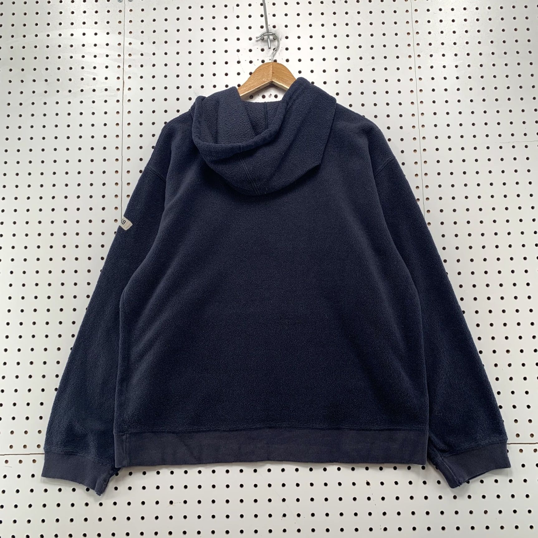 Gap VINTAGE GAP Mens Hoodie Sweatshirt L Blue Embroidered Spellout Arch Pullover Shirt Mens L Blue Embroidered Pullover Hoodie 90s Size US L / EU 52-54 / 3 - 7 Thumbnail