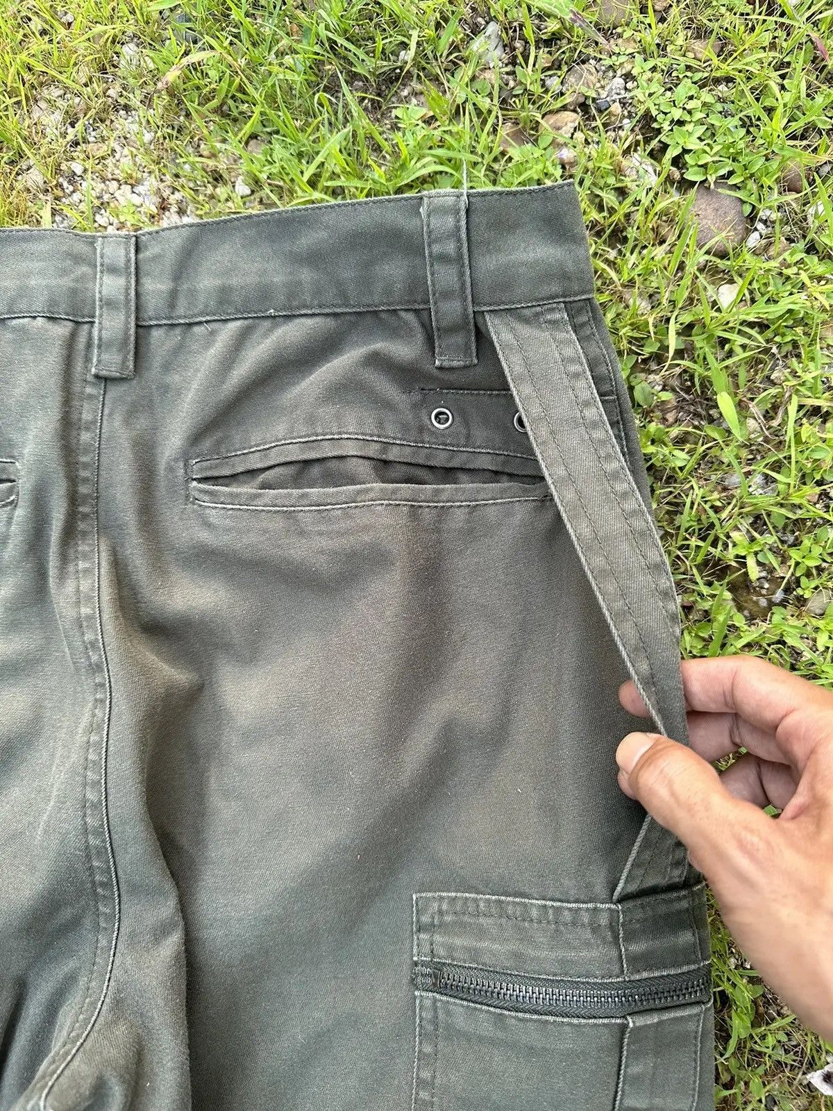 Seditionaries CRAZY VINTAGE RECTILINE JAPAN BONDAGE PARACHUTE FLARED PANTS Size US 28 / EU 44 - 11 Thumbnail