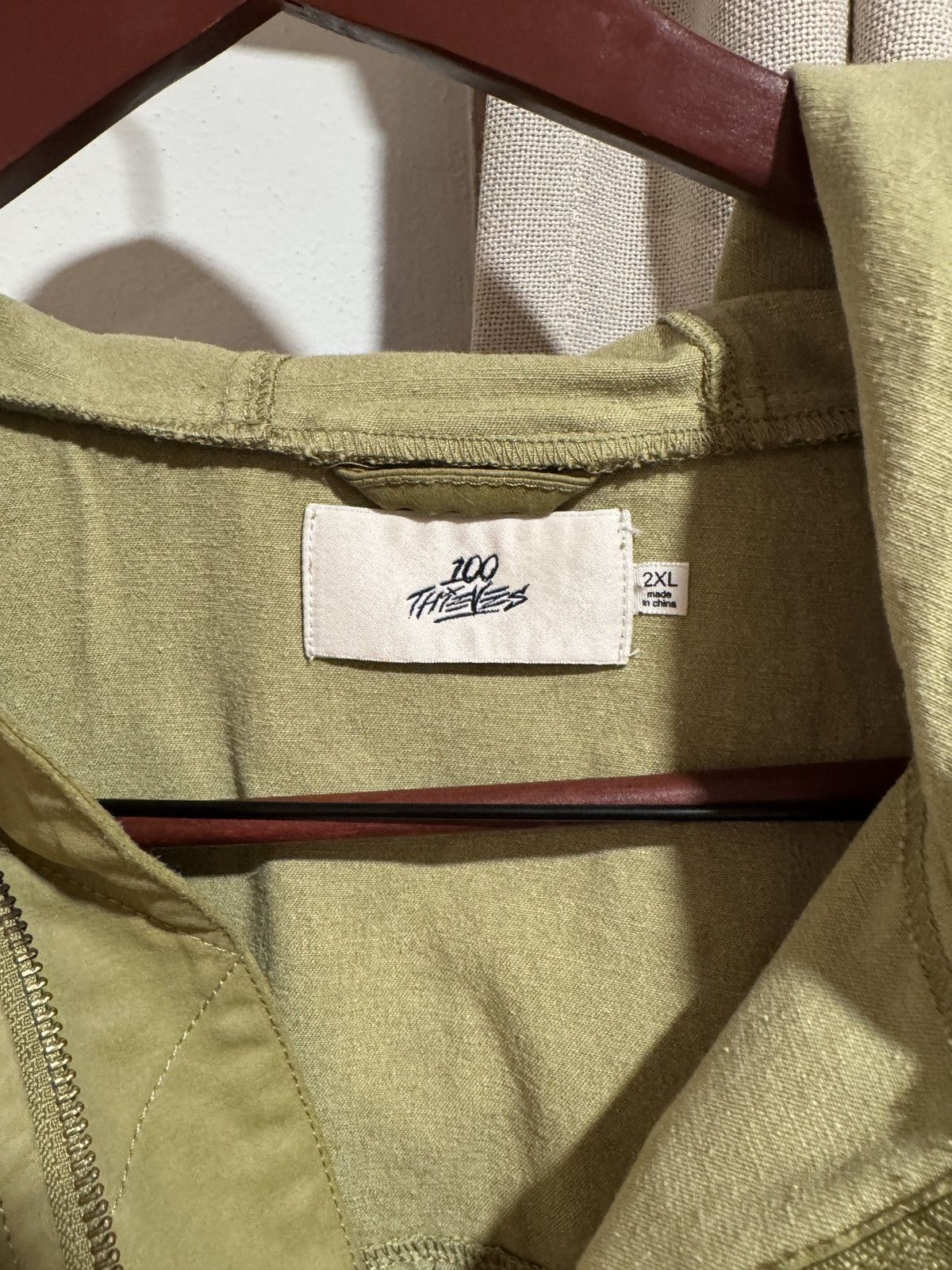 100 Thieves NWOT 100 thrives green wax like coat rain jacket no camping Size US XXL / EU 58 / 5 - 3 Thumbnail