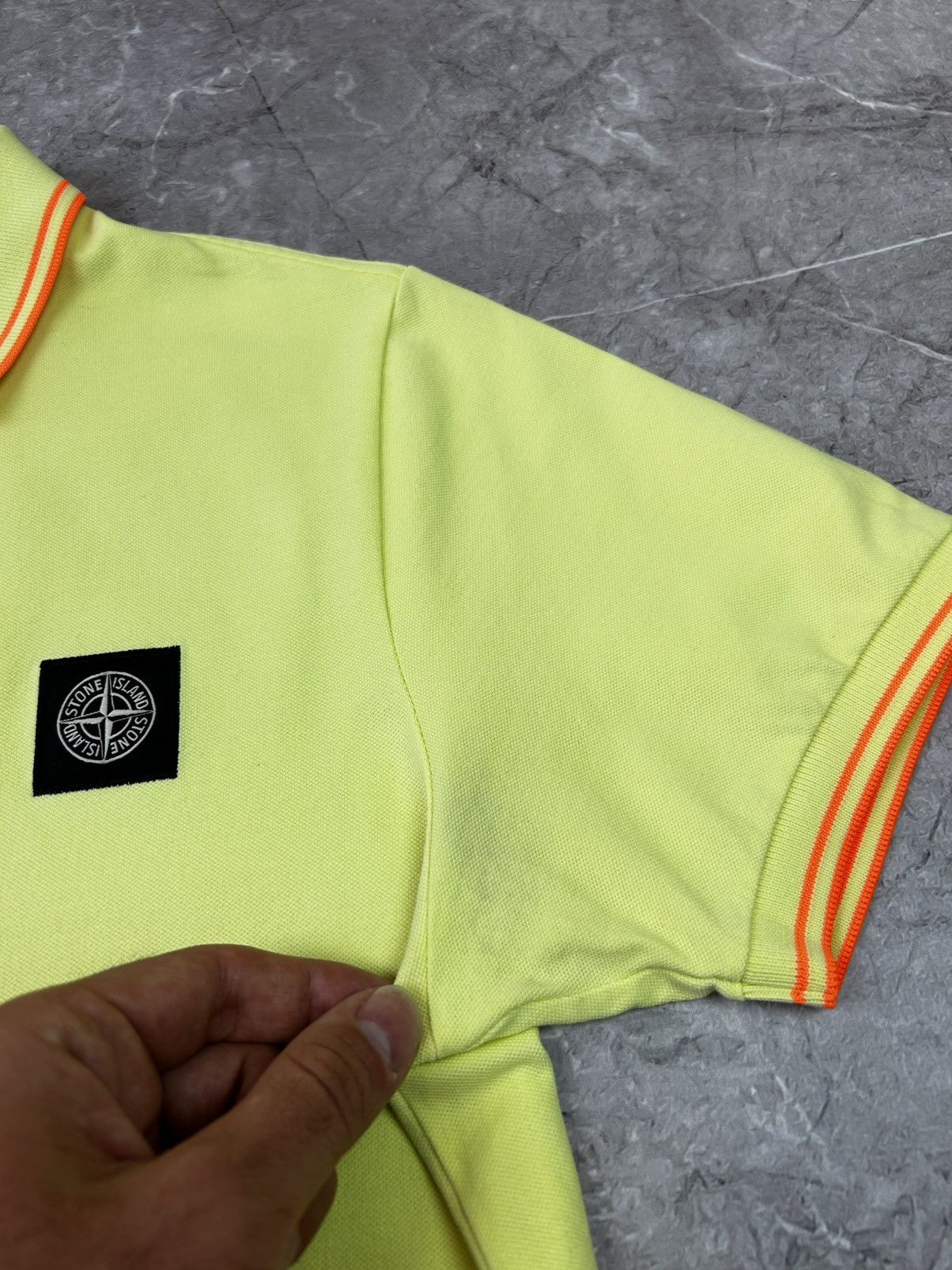 Stone Island Vintage Polo Stone Island Box Logo Tee Yellow T-shirt Size US M / EU 48-50 / 2 - 7 Thumbnail