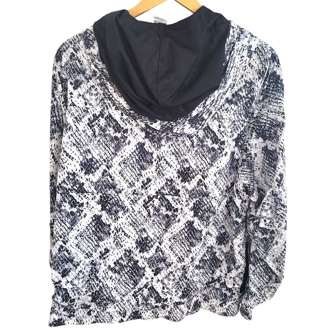 Victoria's Secret Victoria's Secret Black & White Snakeskin Hood Jacket-Medium Size M / US 6-8 / IT 42-44 - 2 Thumbnail