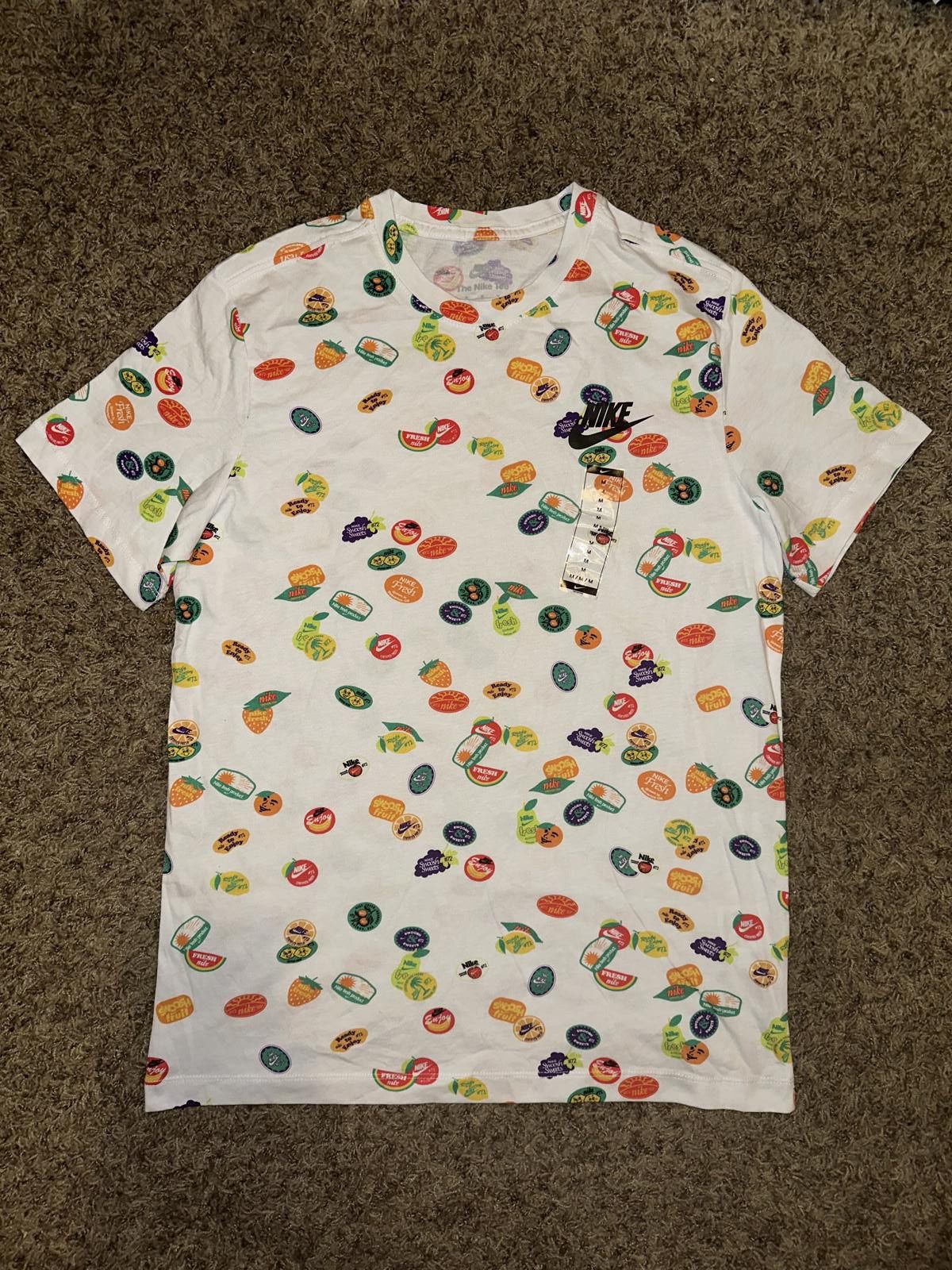 Nike Nike Men’s Sportswear All-Over Stickers Print T-Shirt Size US M / EU 48-50 / 2 - 1 Thumbnail