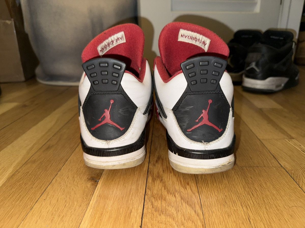 Jordan Brand Nike Air Jordan 4 Retro Fire Red 2012 Size US 10 / EU 43 - 5 Thumbnail
