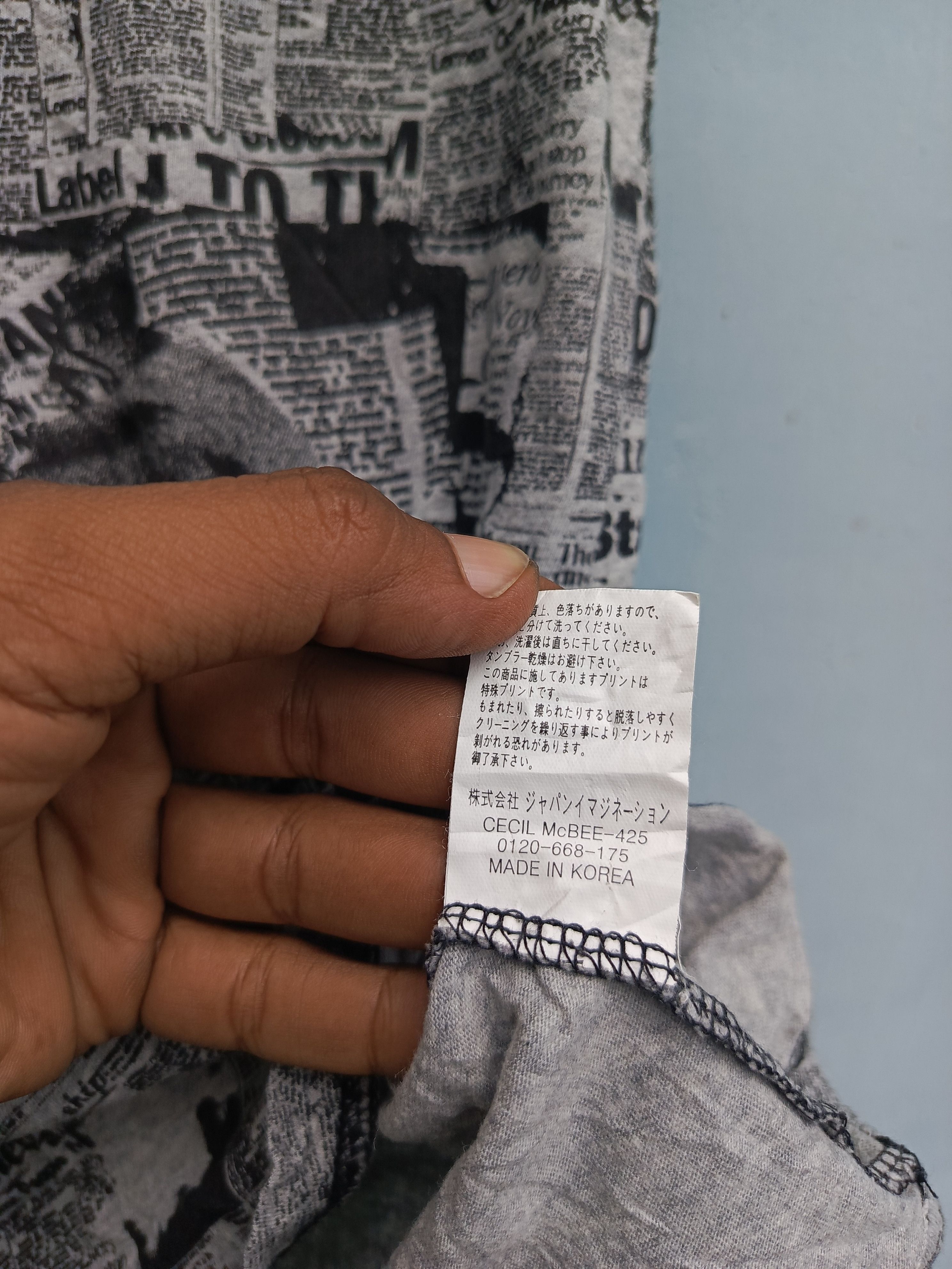 Japanese Brand CECIL McBEE newspaper pattern tanktop Size S / US 4 / IT 40 - 7 Thumbnail