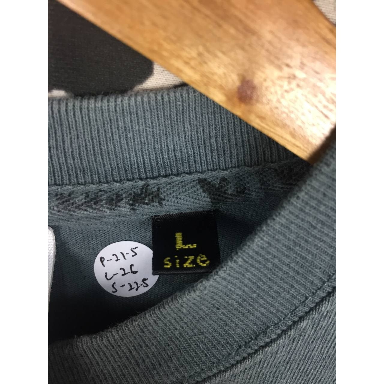 Vintage Mark Gonzales A Poet At Home Work Long Sleeve Skate Tee Size US L / EU 52-54 / 3 - 11 Thumbnail