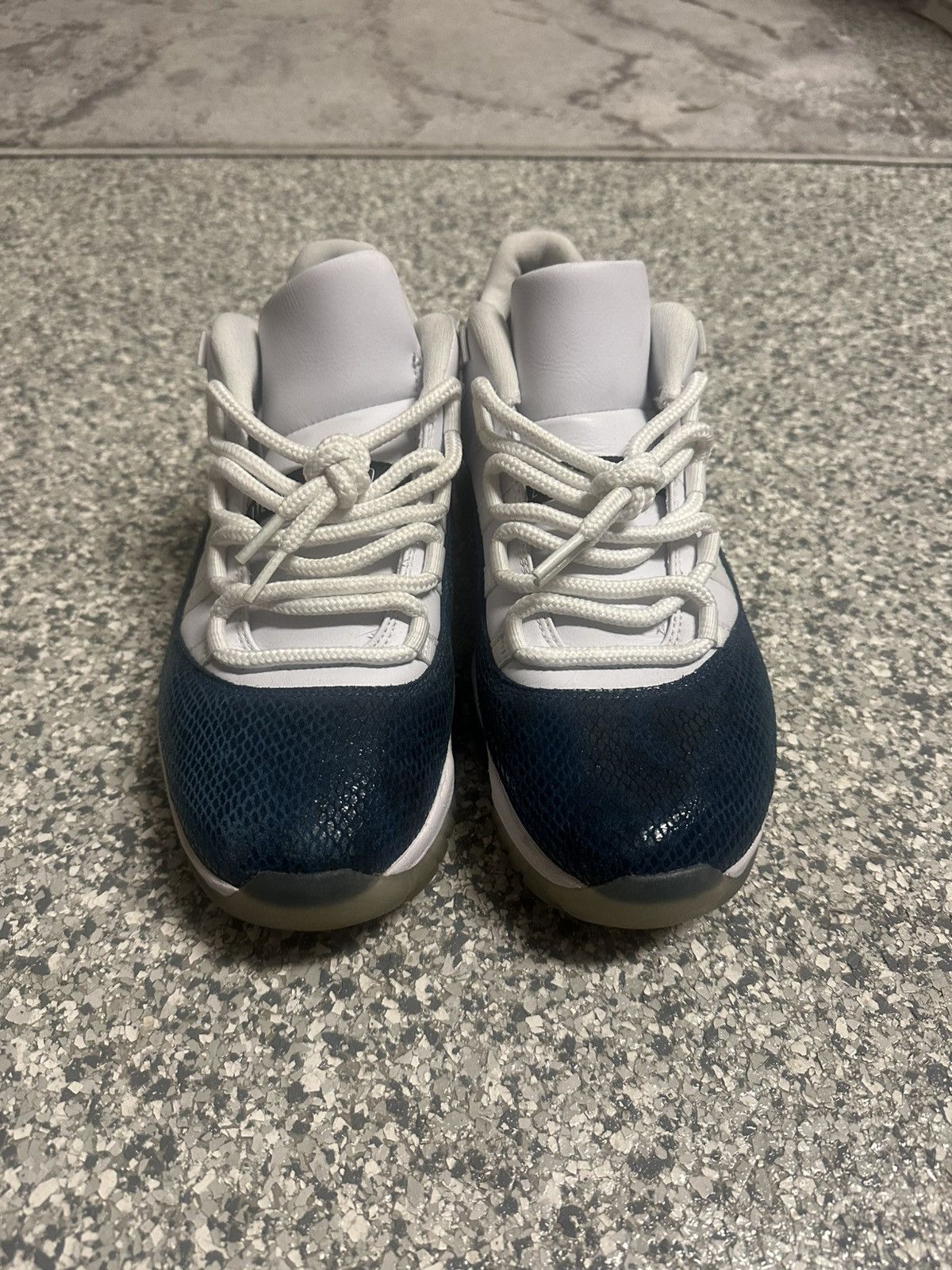 Jordan Brand Jordan 11 Low Snake Navy Size US 10.5 / EU 43-44 - 3 Thumbnail