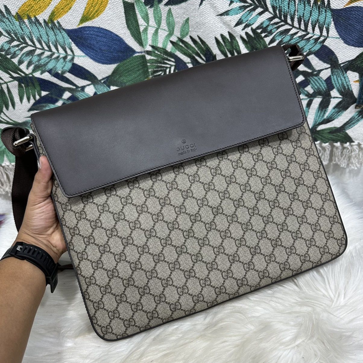 Gucci Authentic GUCCI GG Supreme Messenger Bag Size ONE SIZE - 2 Thumbnail
