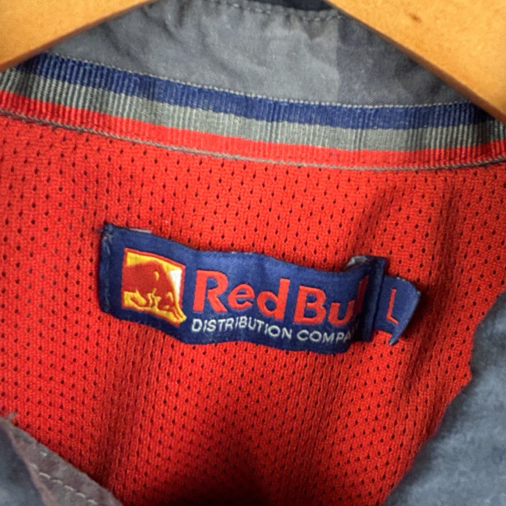 Vintage Red Bull Energy Drink Shirt Mens Large Gray Plaid Button Down Long Sleeve Size US L / EU 52-54 / 3 - 5 Thumbnail